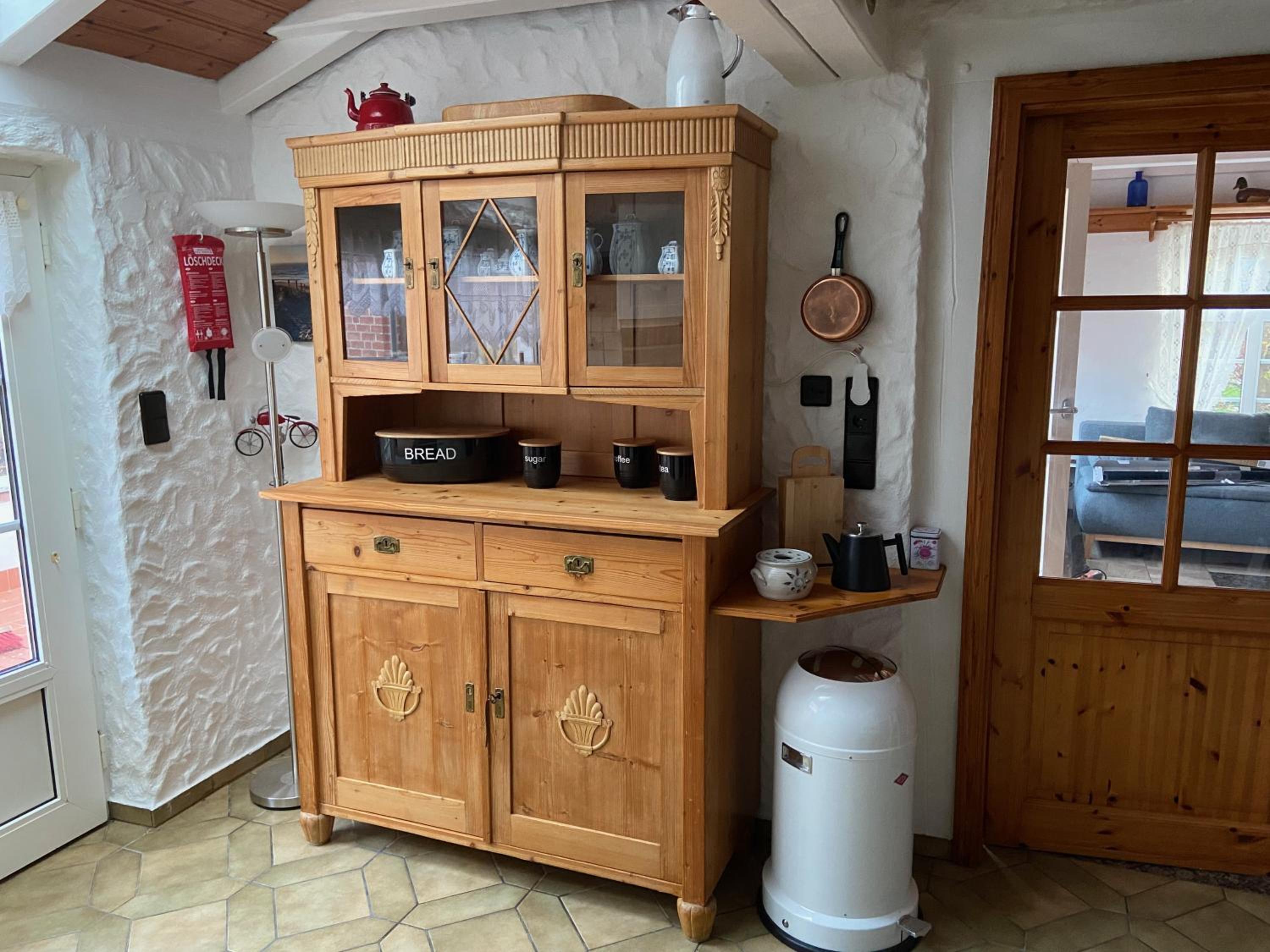 Lindenhuus-Urlaub unter einem Teilreetdach-Terrasse - Nahe Norden-Norddeich