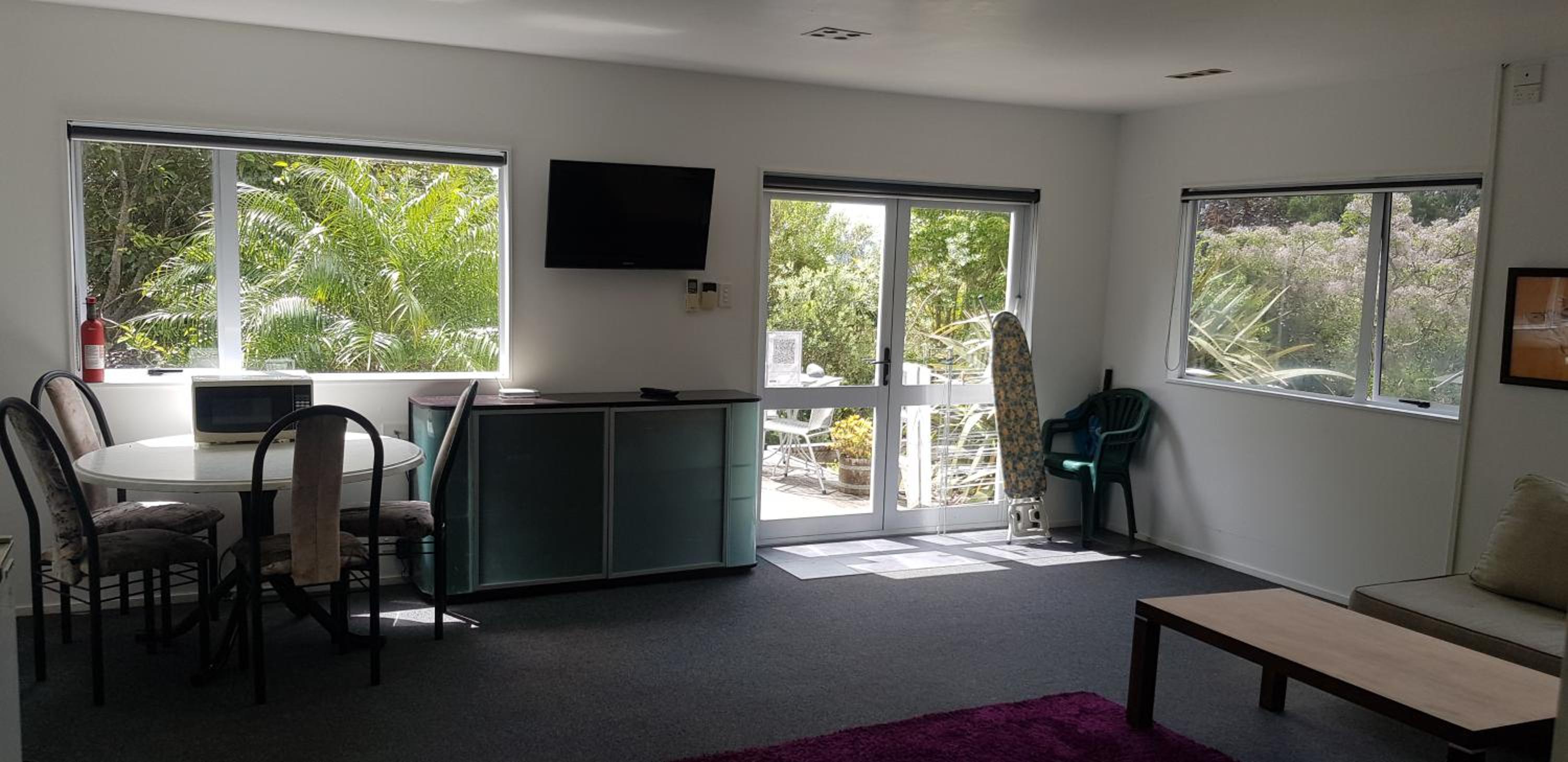 Affordable, Spacious, Bright, Warm, Unit in Central Whangarei view 4