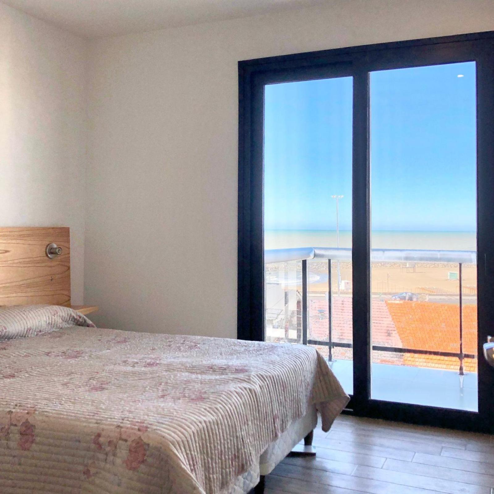 Edificio Vista a 50 metros del mar a estrenar
