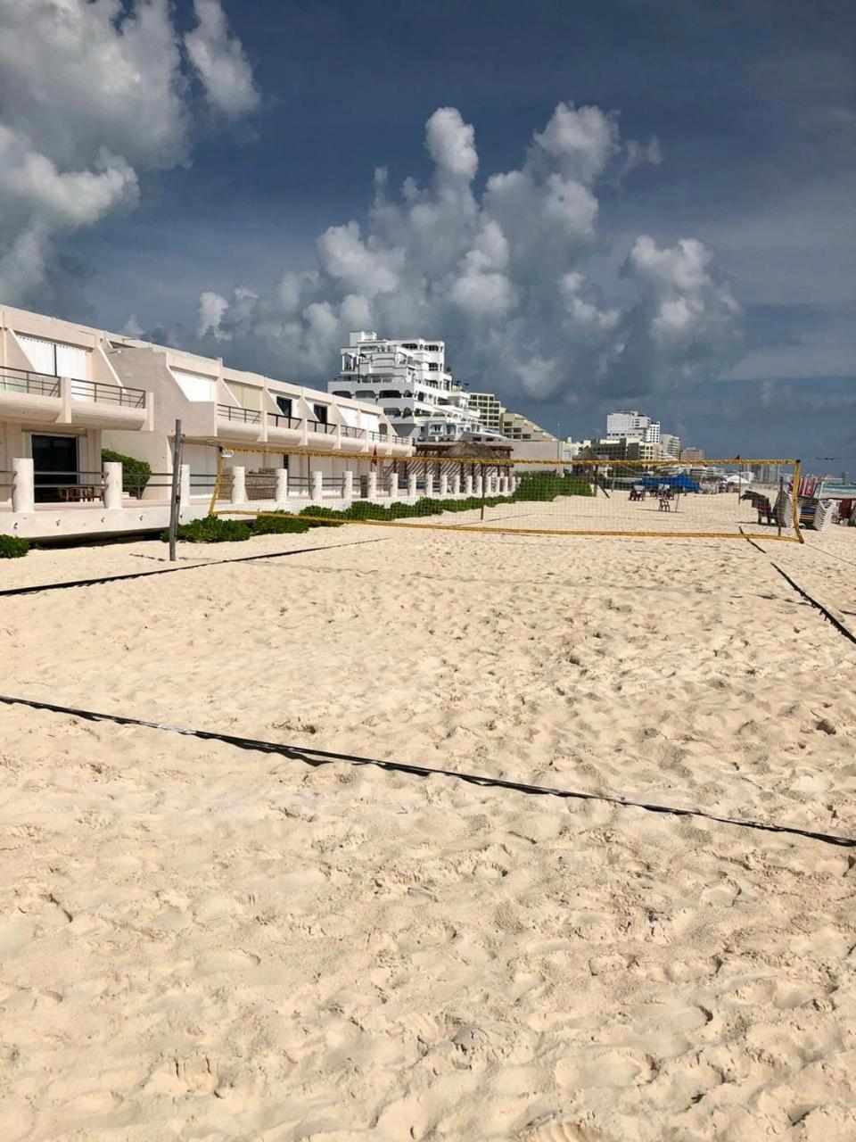 Amazing Caribbean Ocean view at Villas Marlin in Cancun