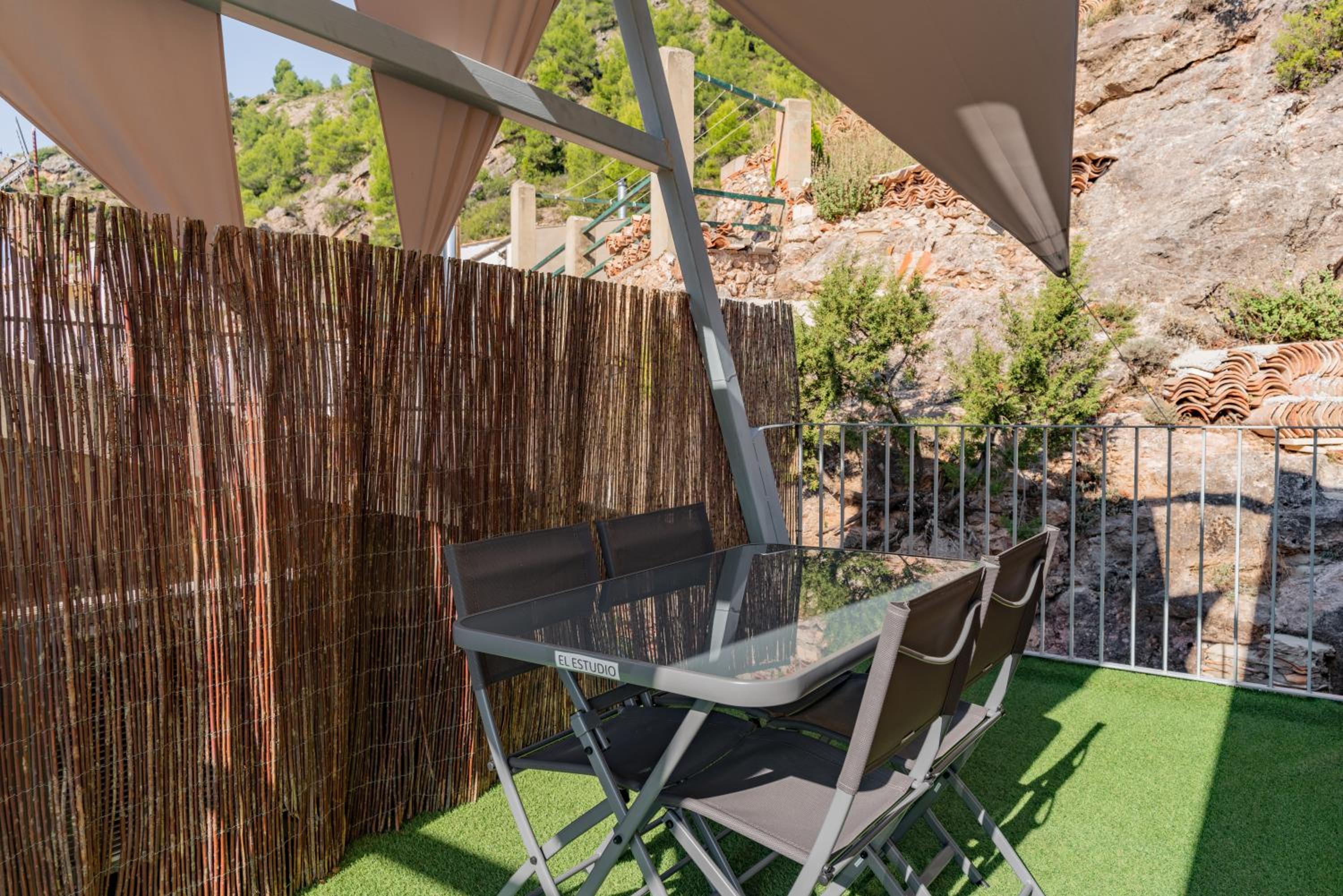 Domus Lapidis - El Taller view 3