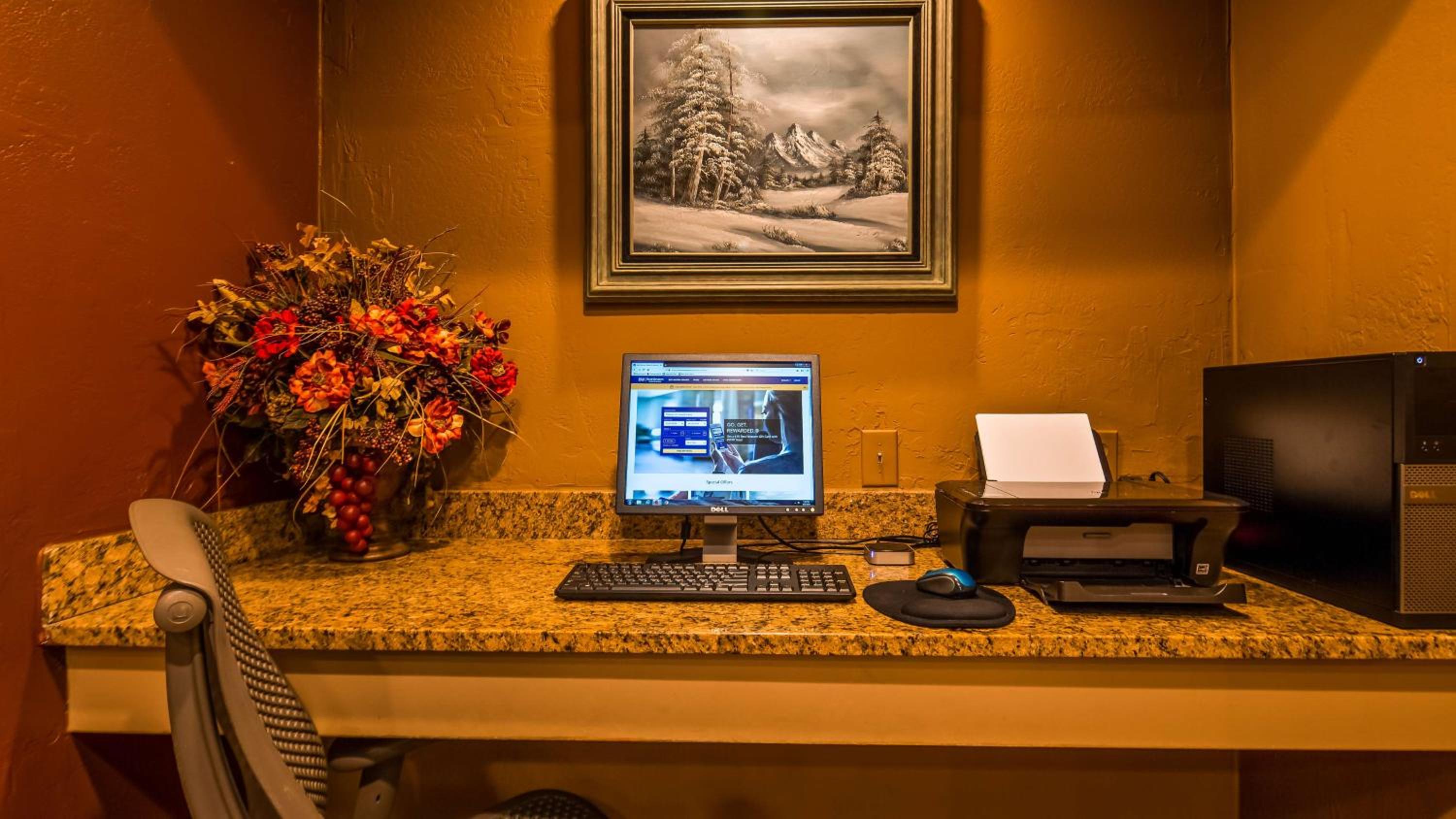 Show Low Vacations - Best Western Inn Of Pinetop - Property Image 4