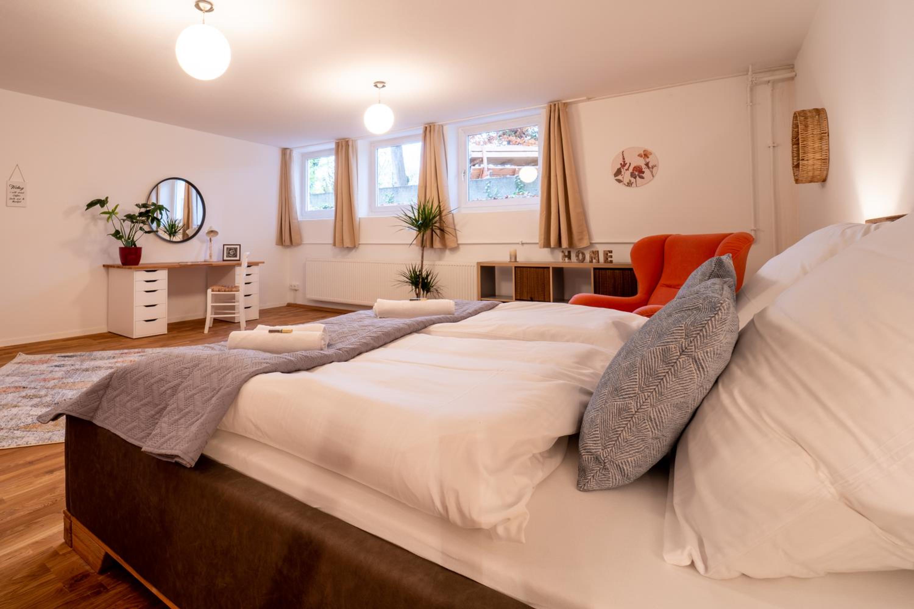Erholungsreich - Große familienfreundliche Ferienwohnung in ehemaliger Kirche view 5