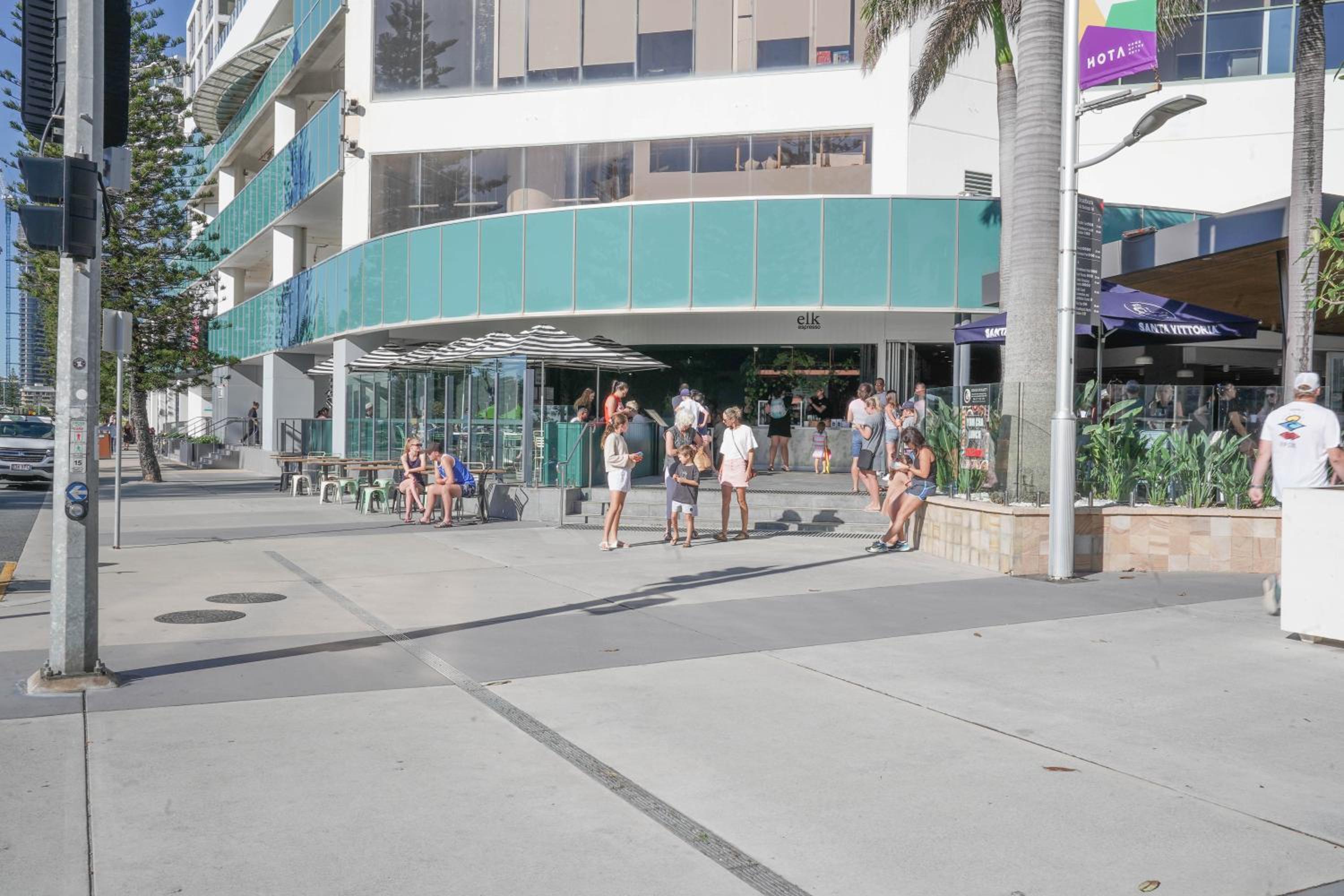 Beachfront on Oasis Centre, Air on Broadbeach 1503