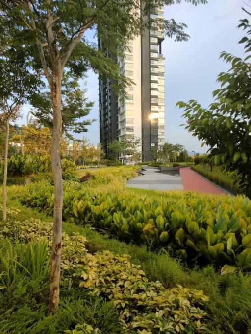 The Ridge @ KL East Mall & Condominium