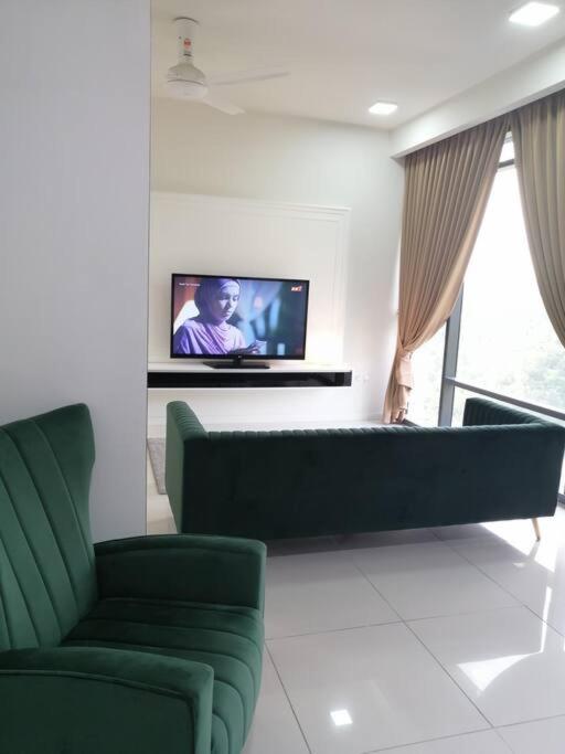 The Ridge @ KL East Mall & Condominium