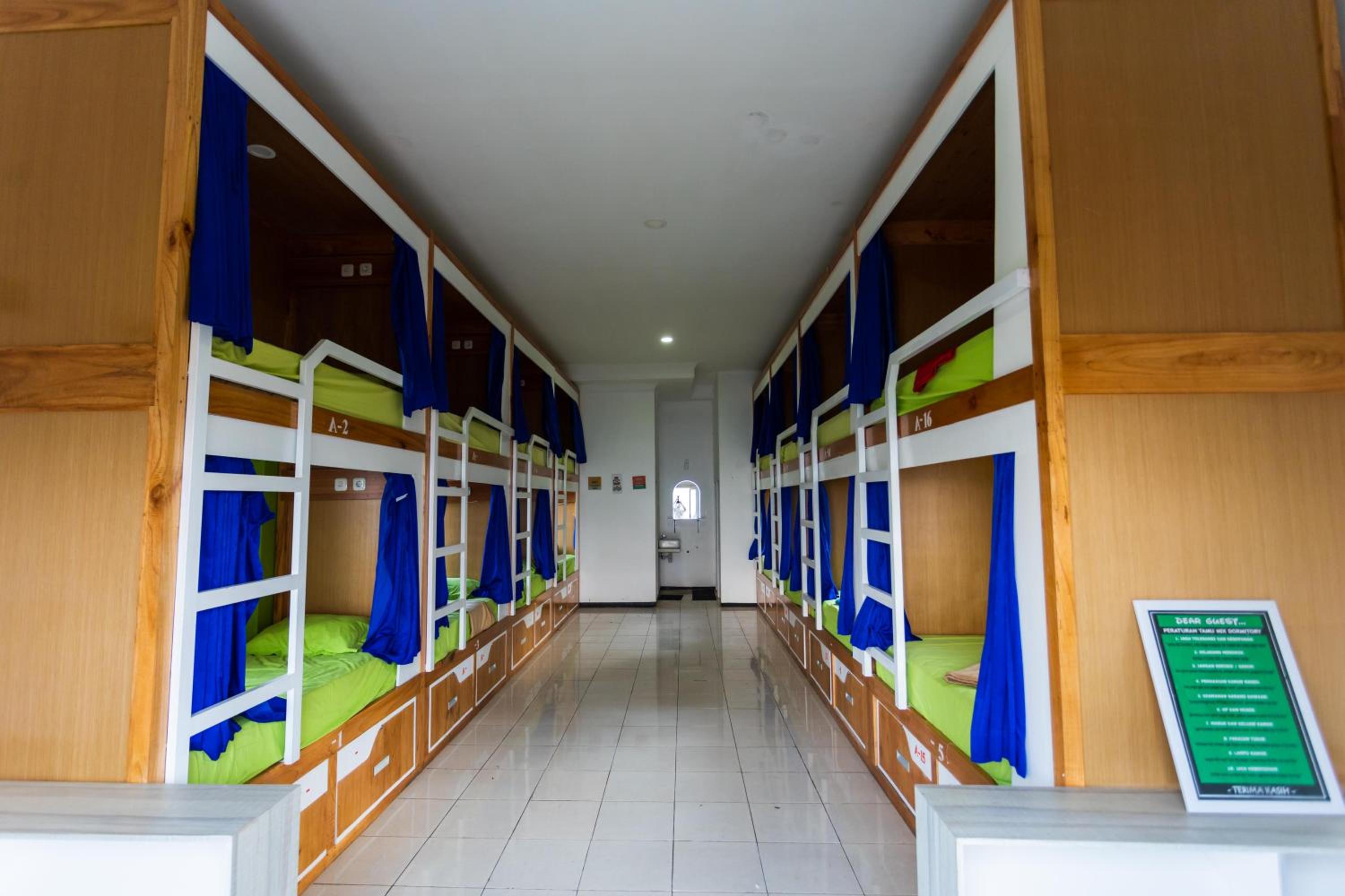 Villa Panderman Indah