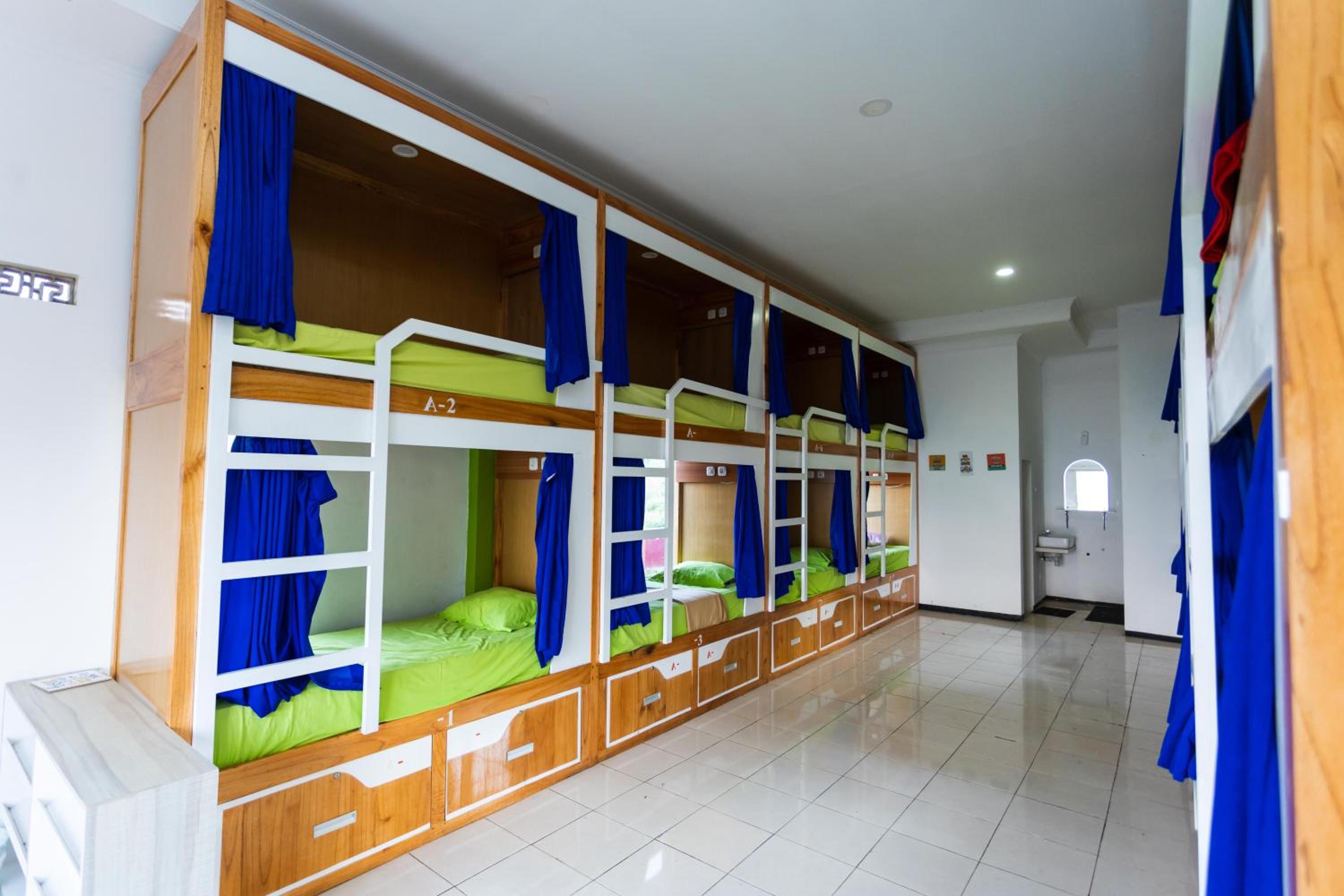 Villa Panderman Indah