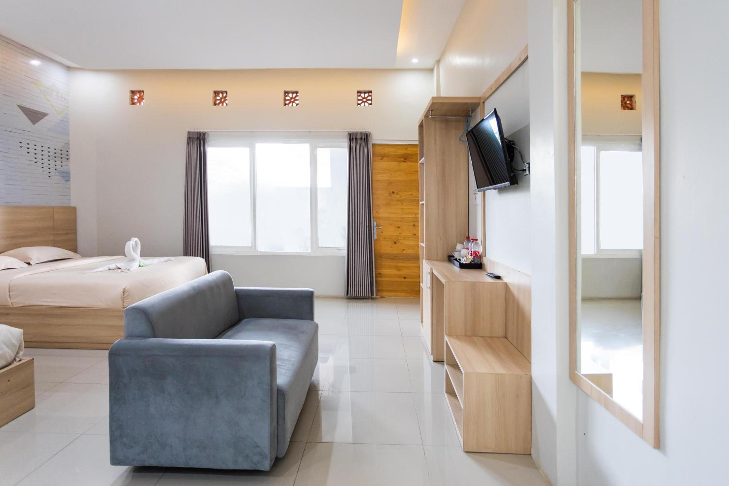 Villa Panderman Indah