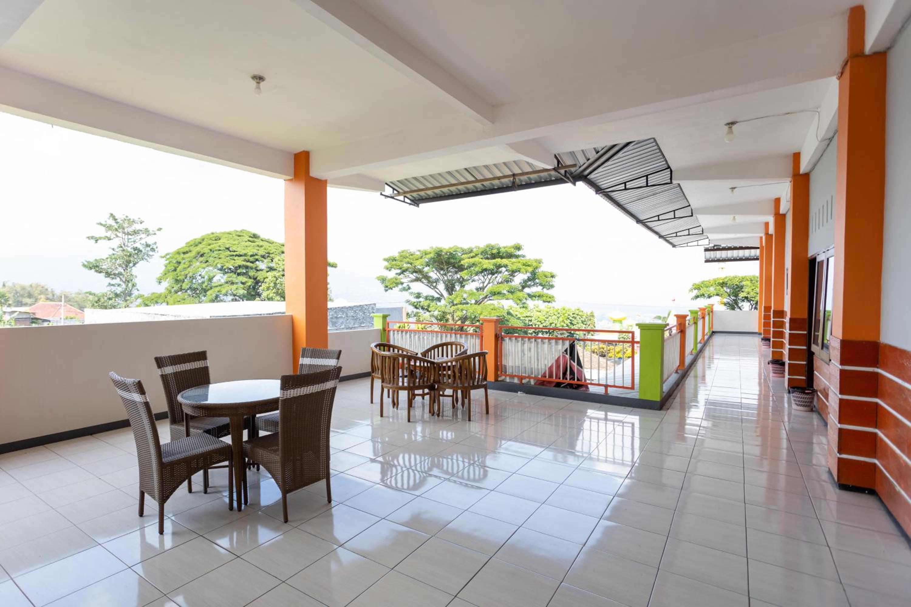 Batuque Town Villa