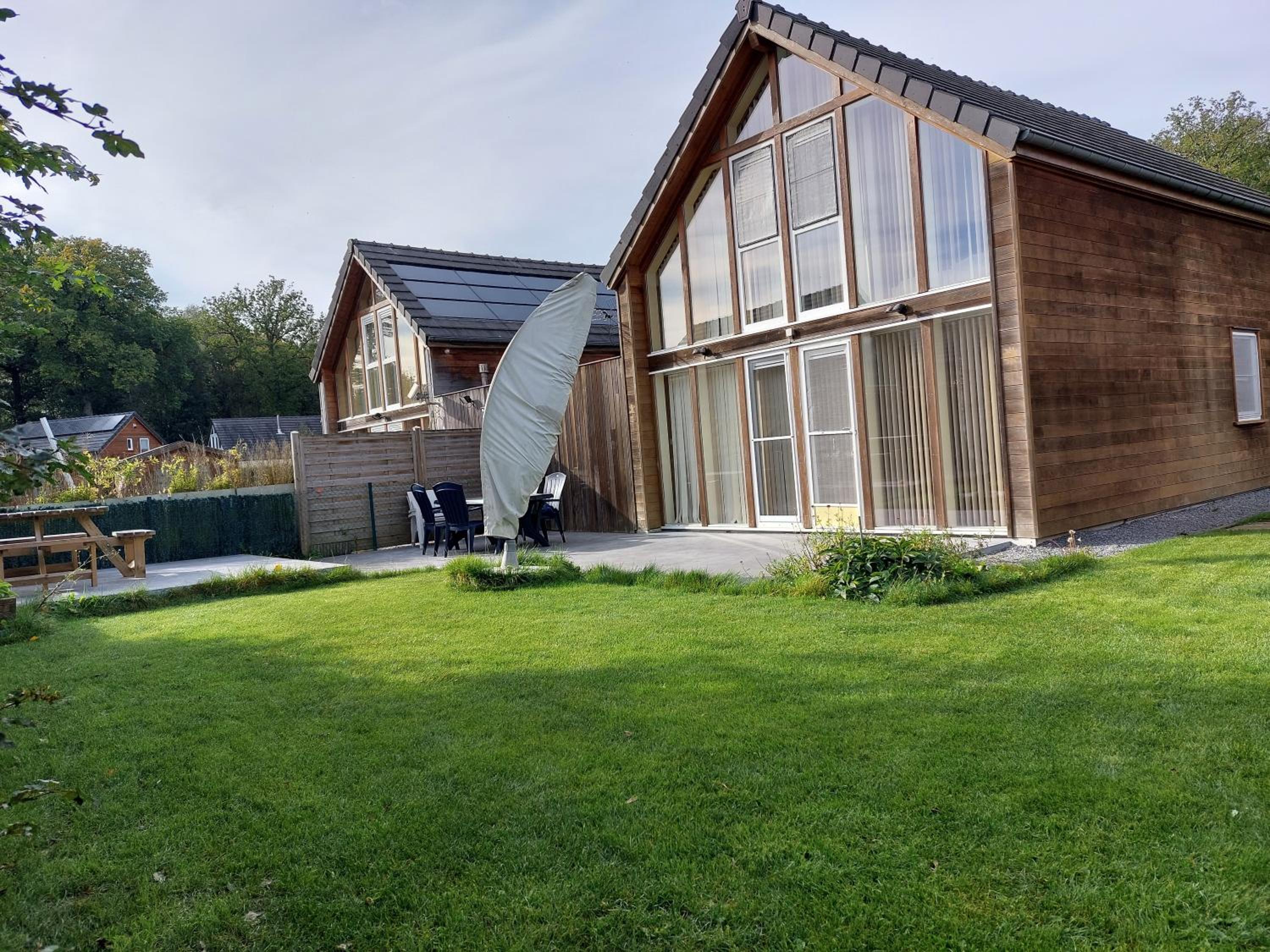 maison 3 chambres à 200 m de la plage des Lacs de l Eau d Heure