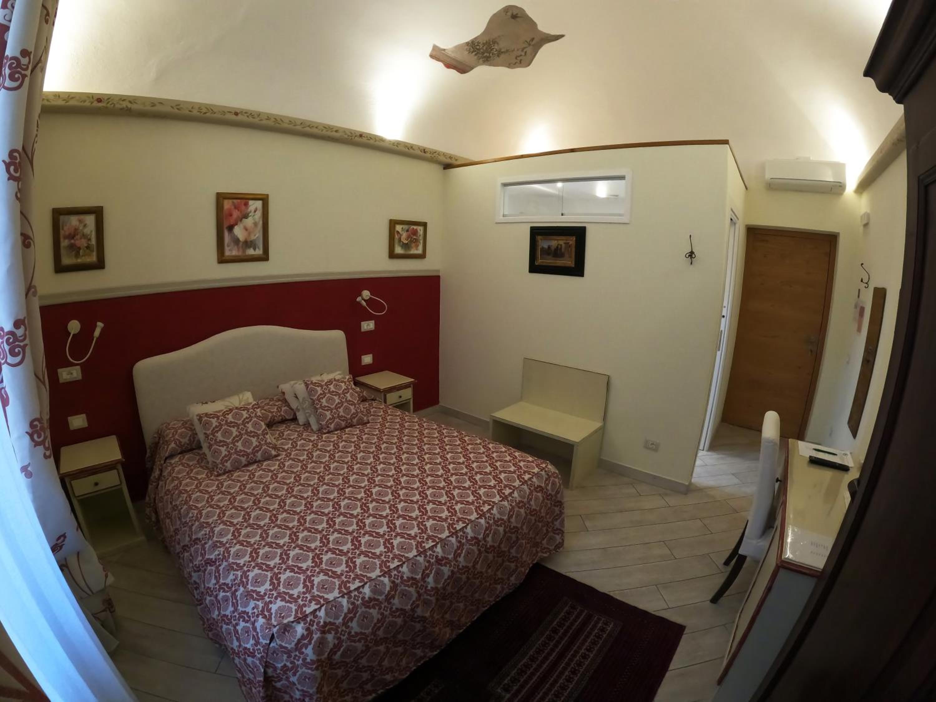 Five Roses Bed & Breakfast