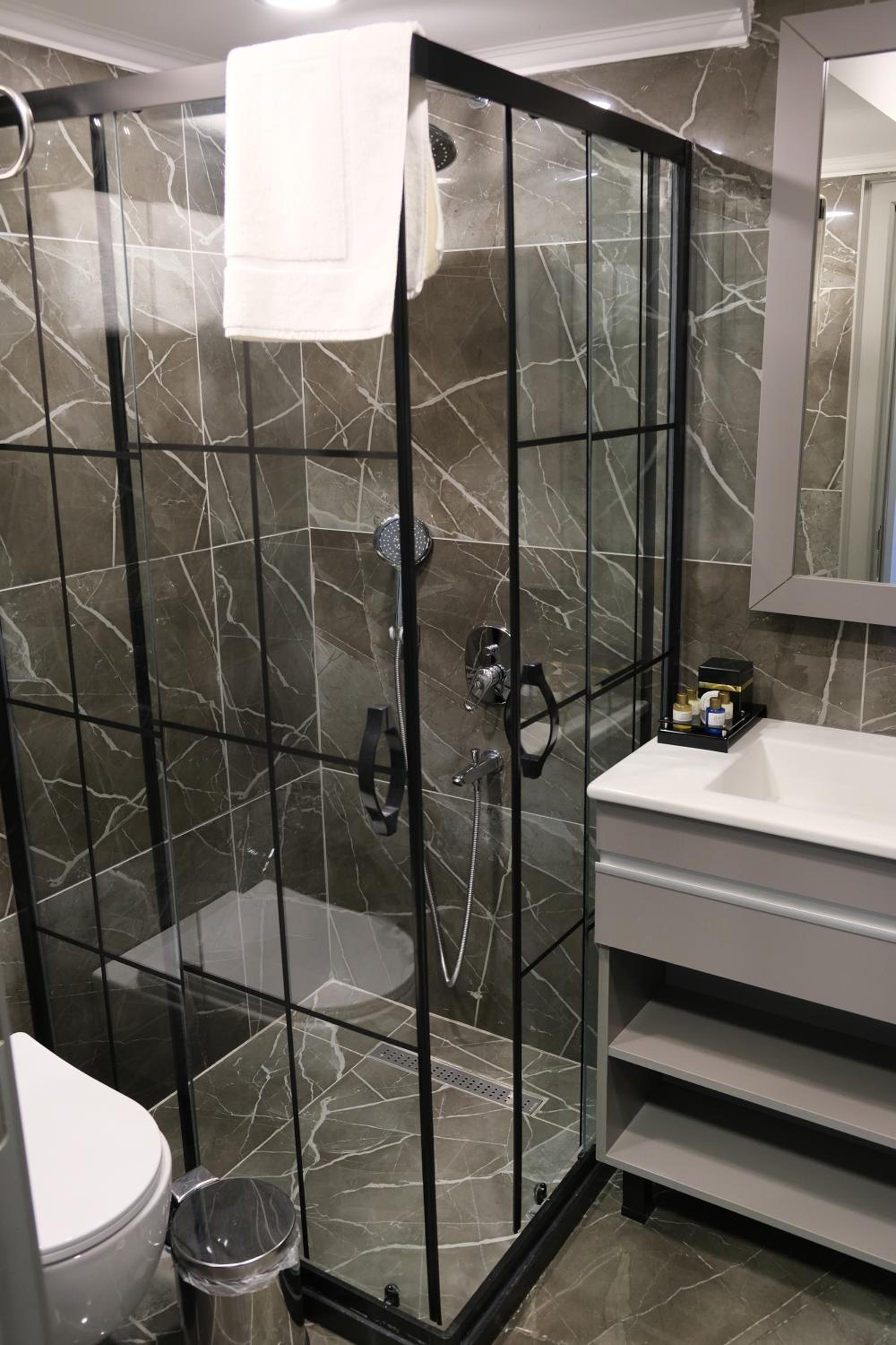 Dilens Bosphorus Otel - Image 42