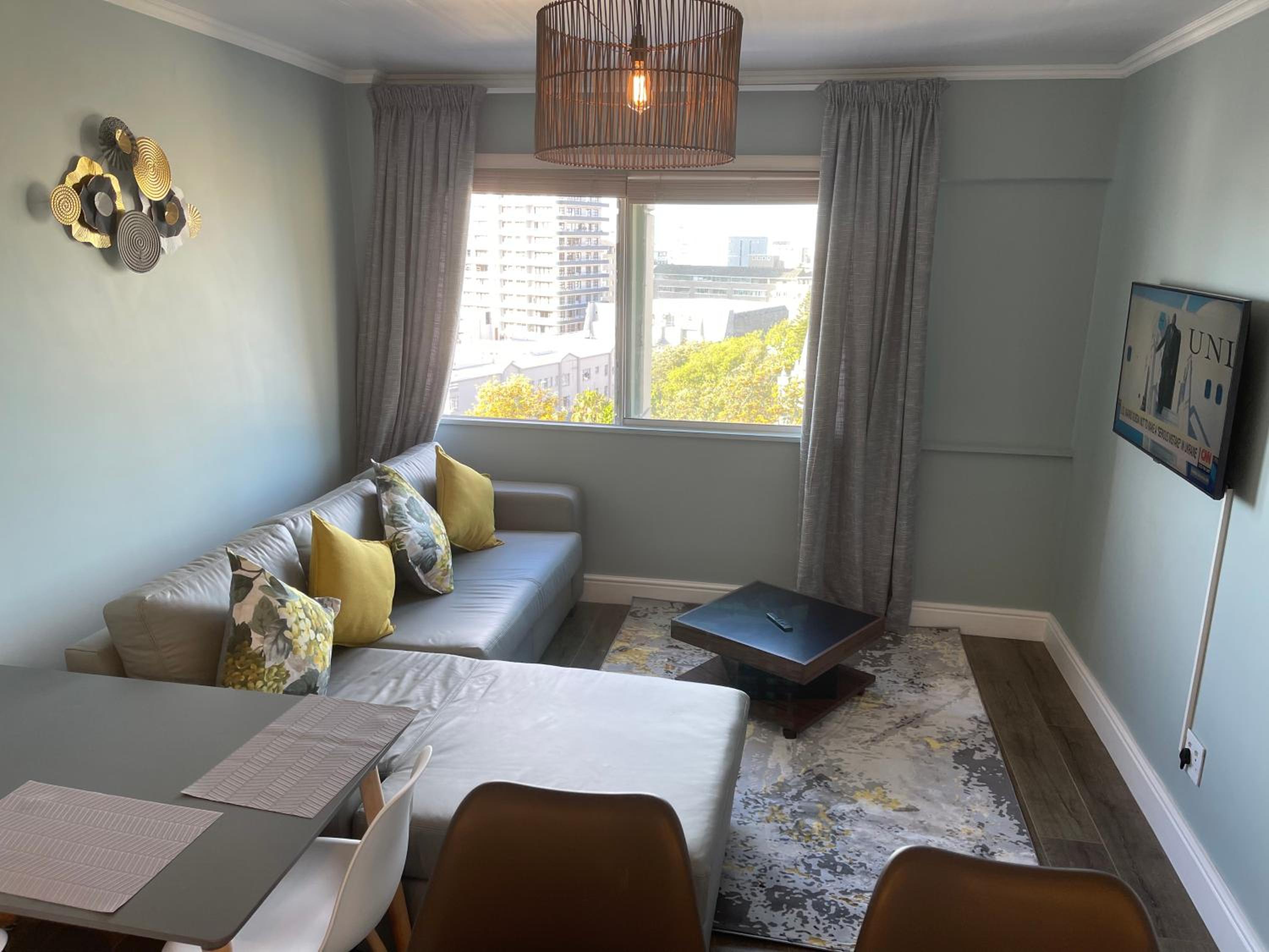 CJ’s OceanCityView Modern Secure 1 bed apartment view 4