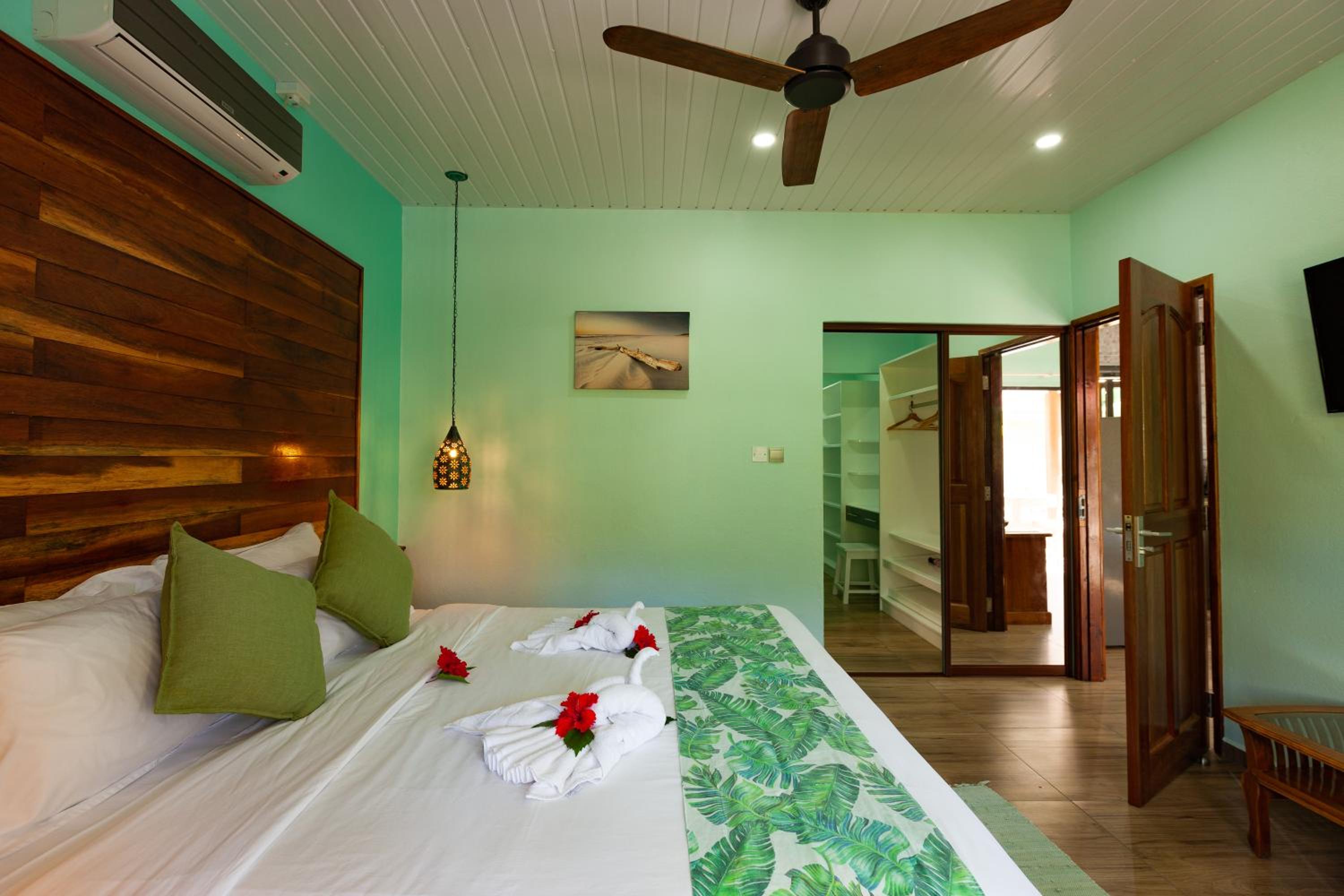 Casa De Leela Self Catering Guest House