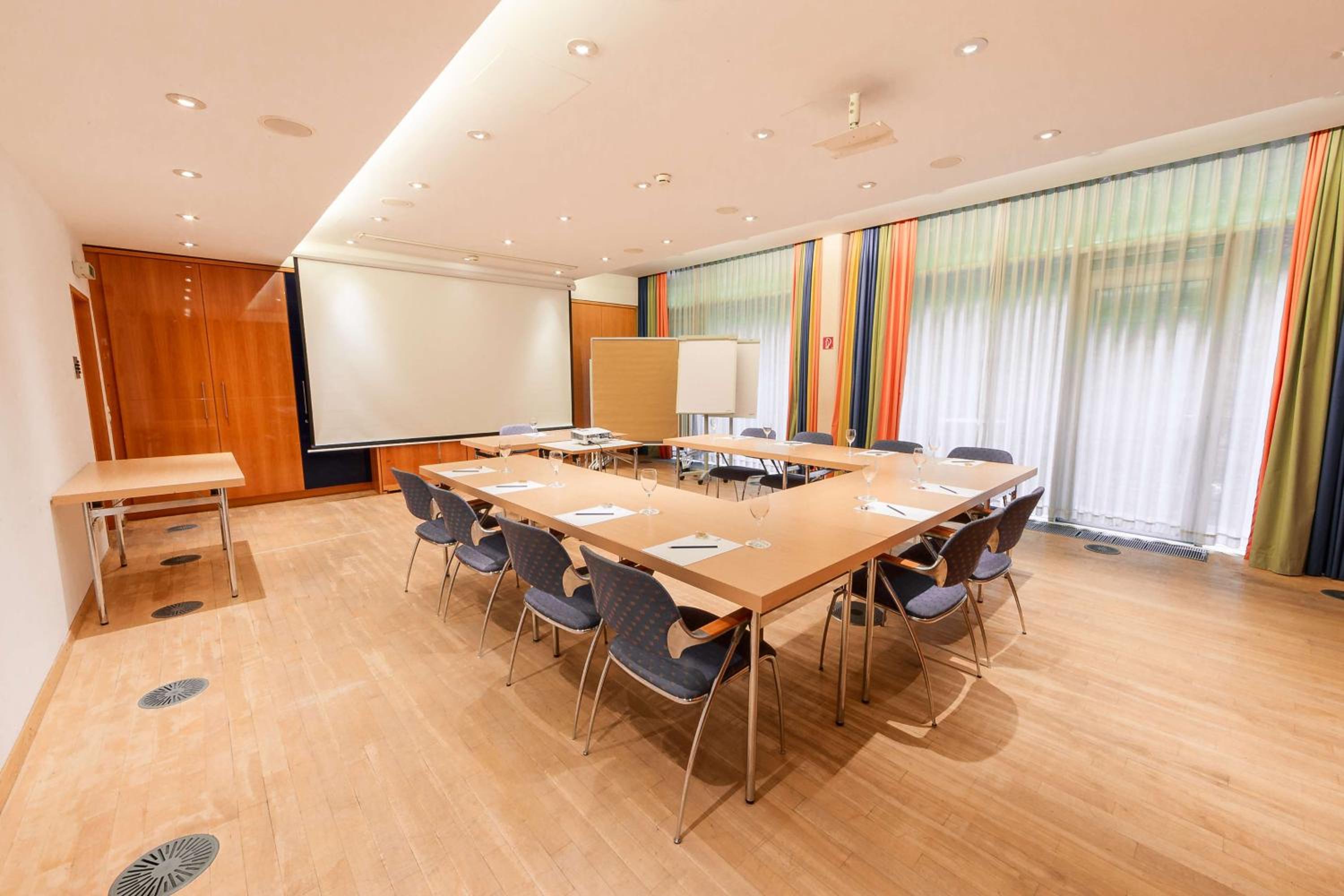 Best Western Plaza Hotel Stuttgart-Ditzingen - Property Image 2