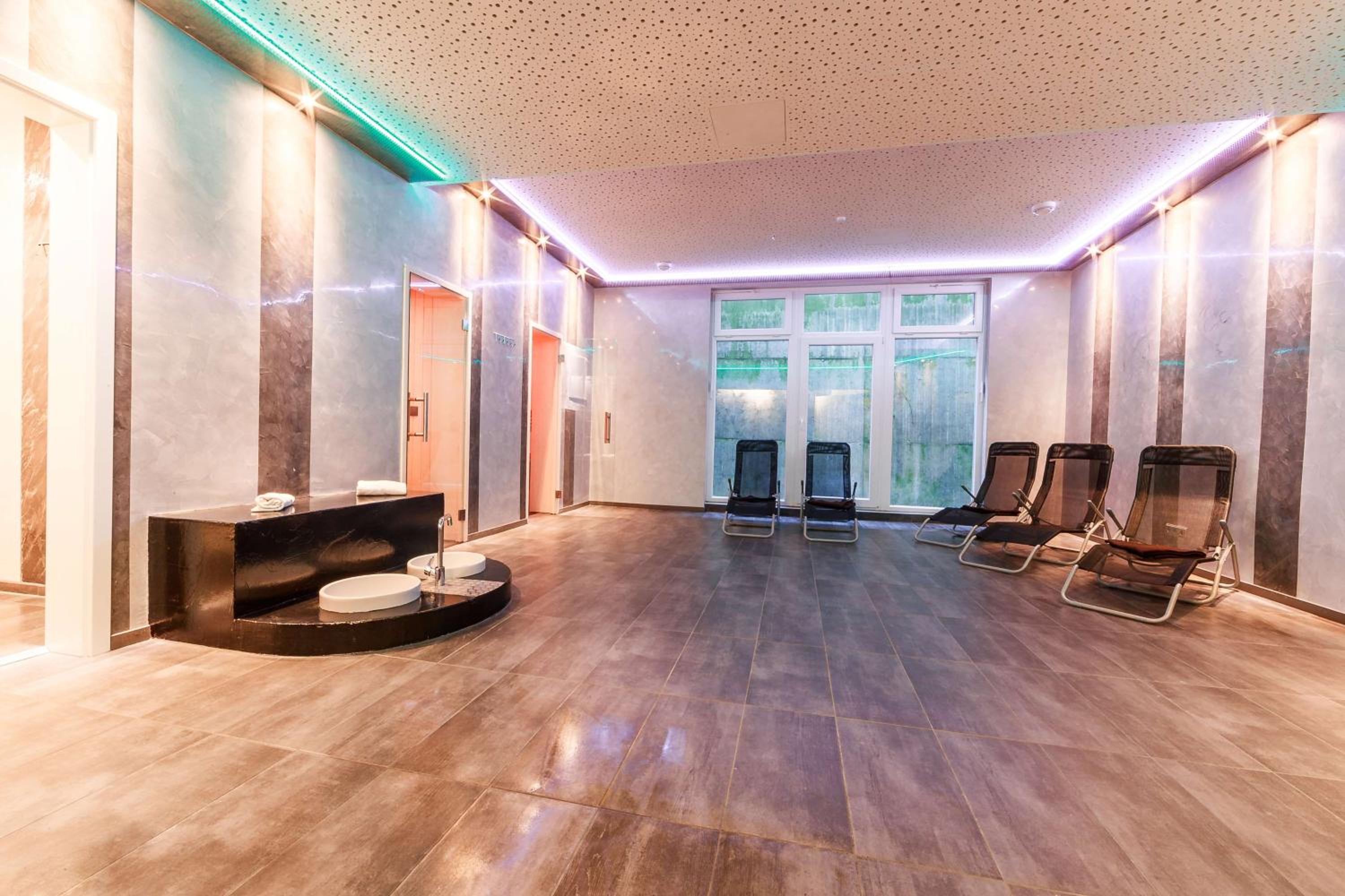 Best Western Plaza Hotel Stuttgart-Ditzingen - Property Image 4