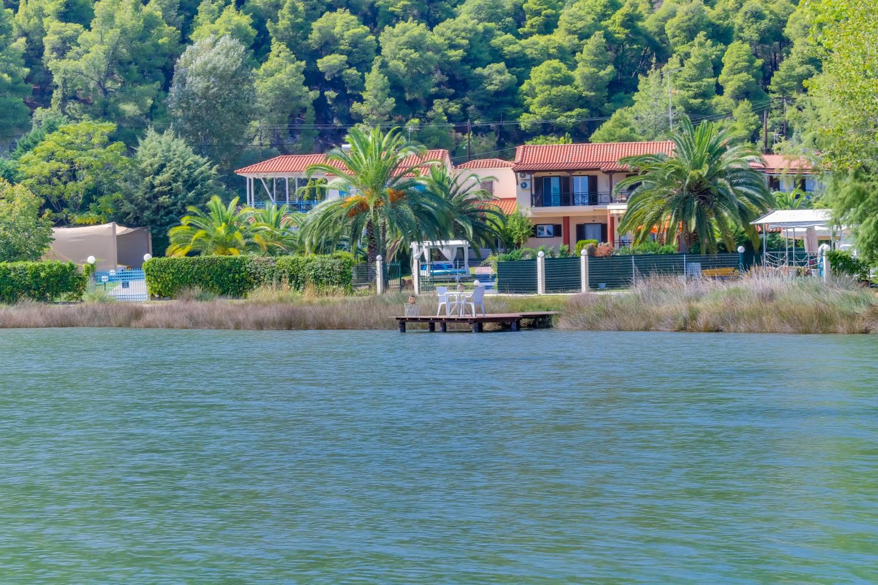 Villa Laguna