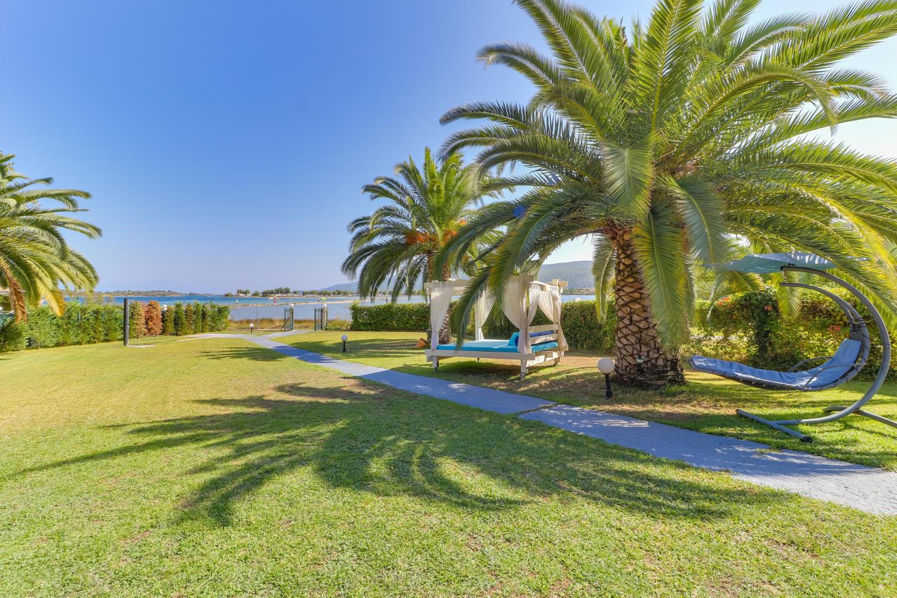 Villa Laguna