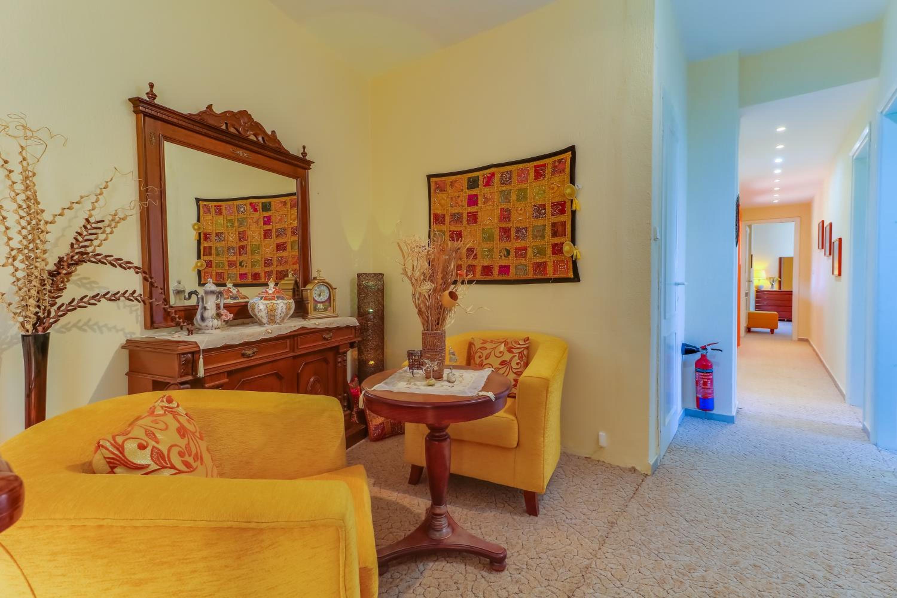 Villa Laguna