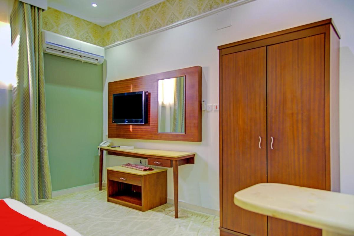 OYO 401 Al Zaidan For Furnished Units view 3