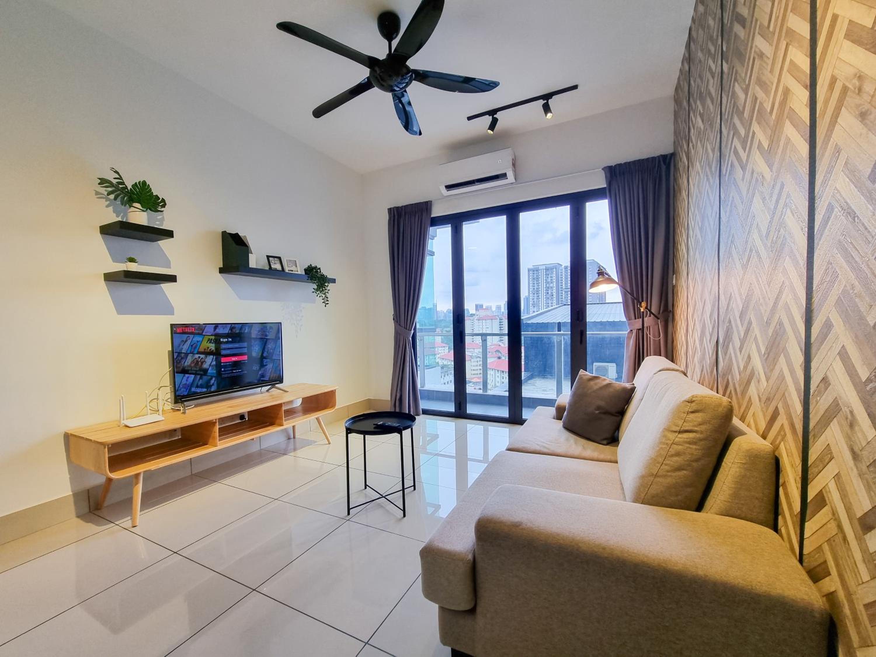 KL One Residence by Nest Home [Infinity Pool & KL Skyline]