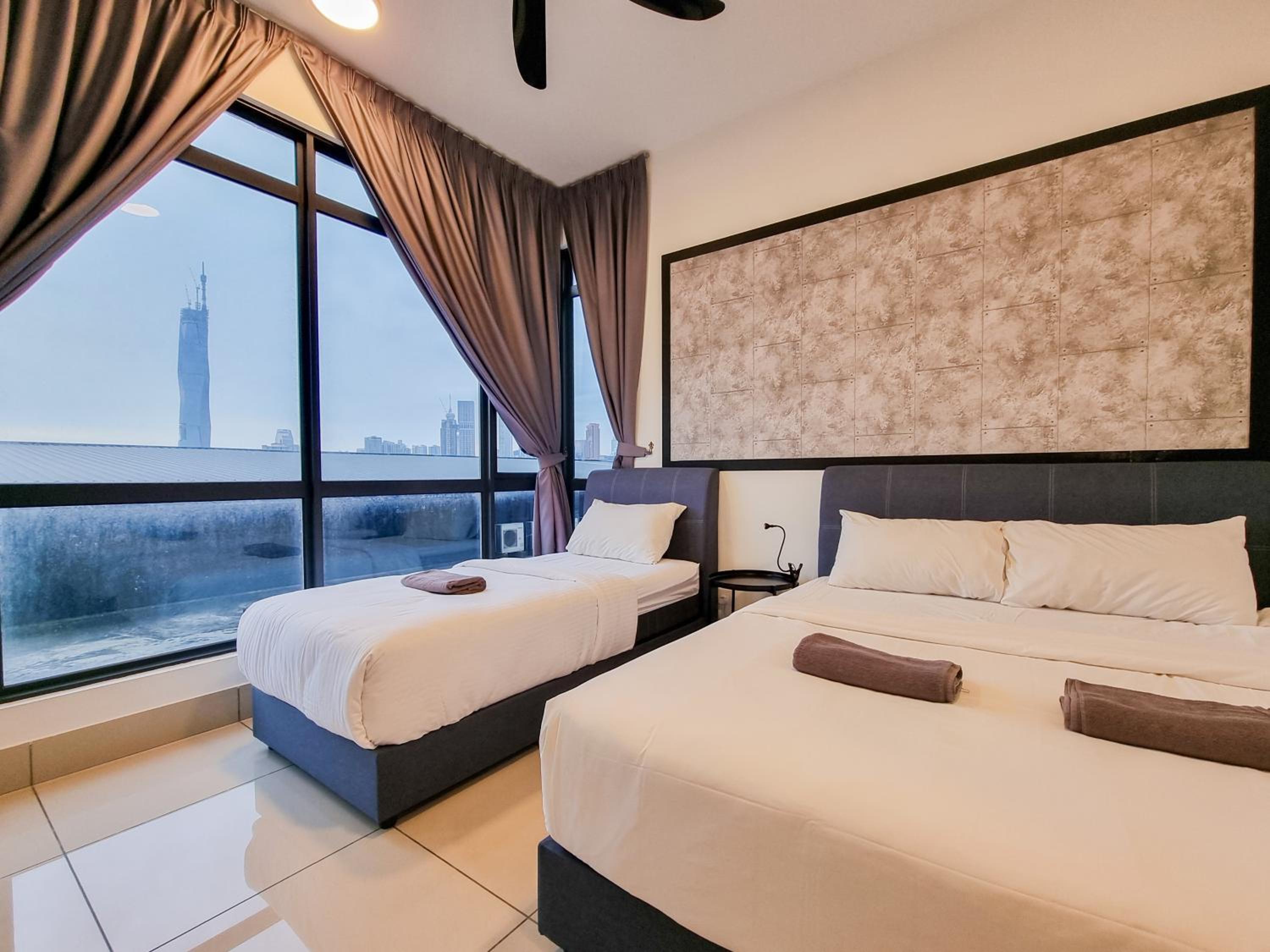 KL One Residence by Nest Home [Infinity Pool & KL Skyline]