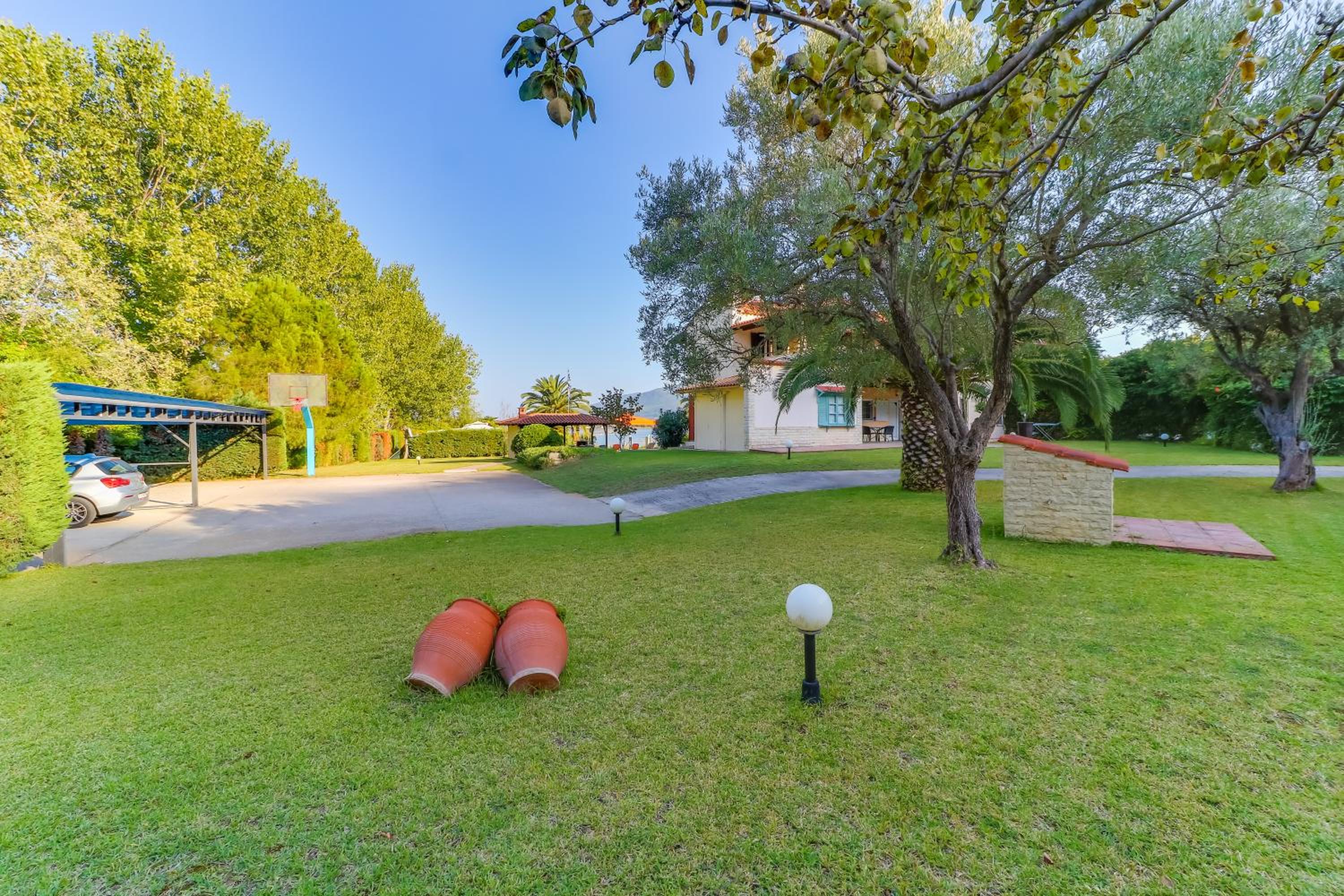 Villa Laguna