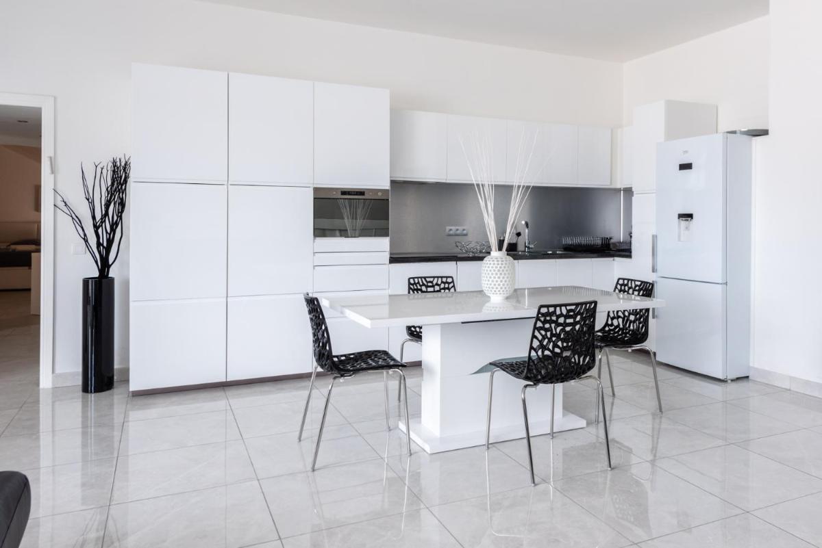 CMG - Superbe Penthouse 120m2-Cannes + Terrasse de 50m2 photo 2