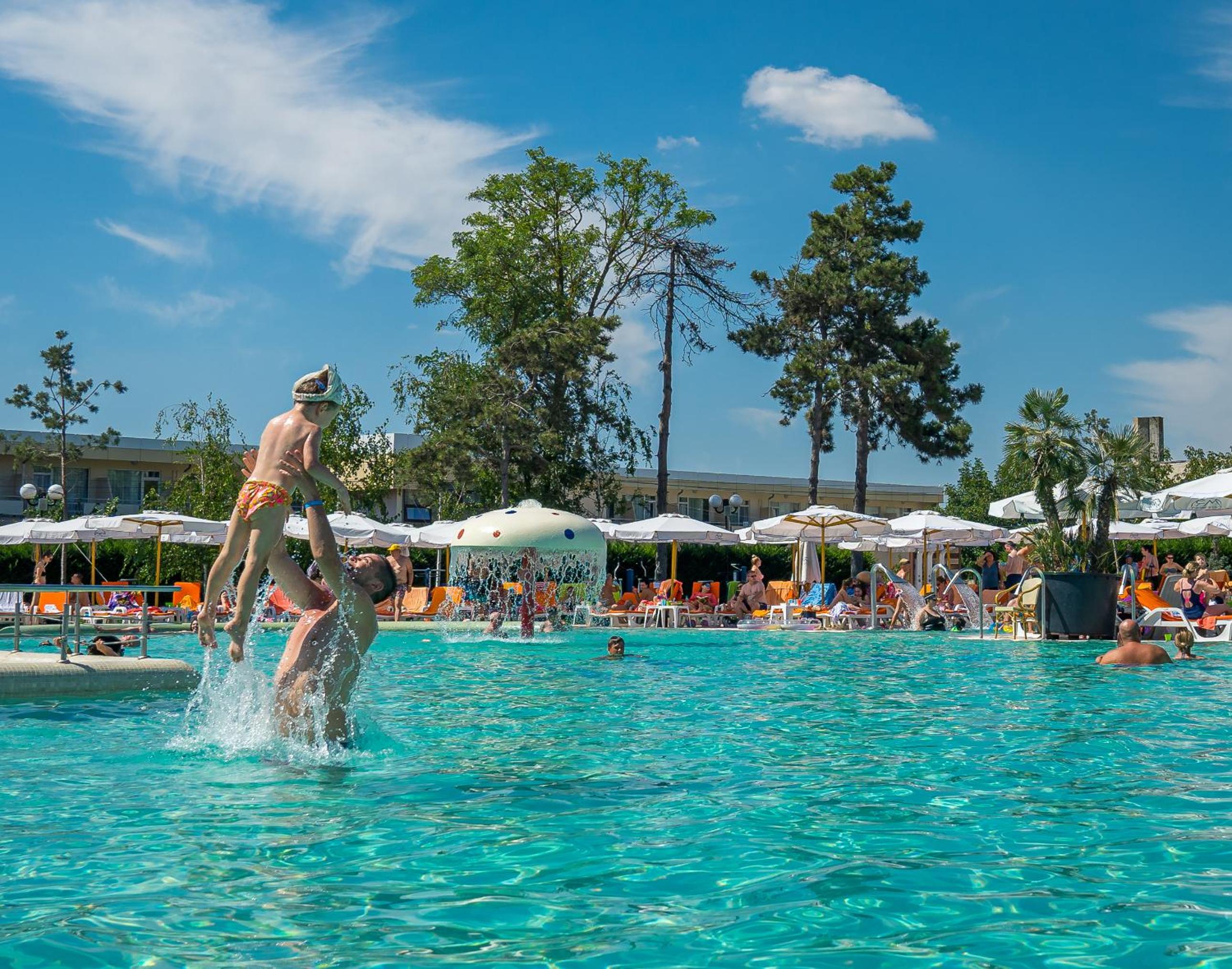 Mera Resort
