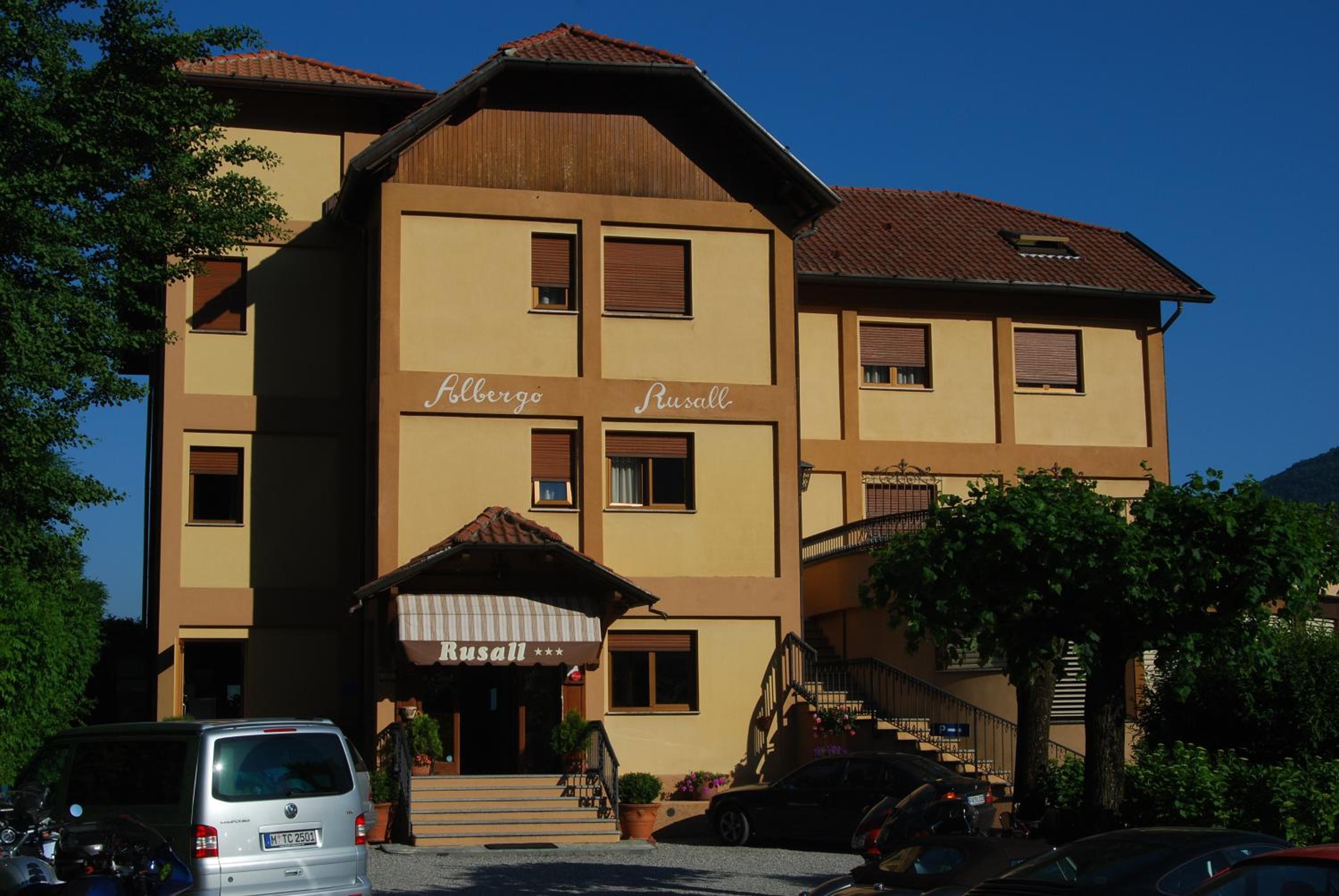 Hotel Albergo Rusall