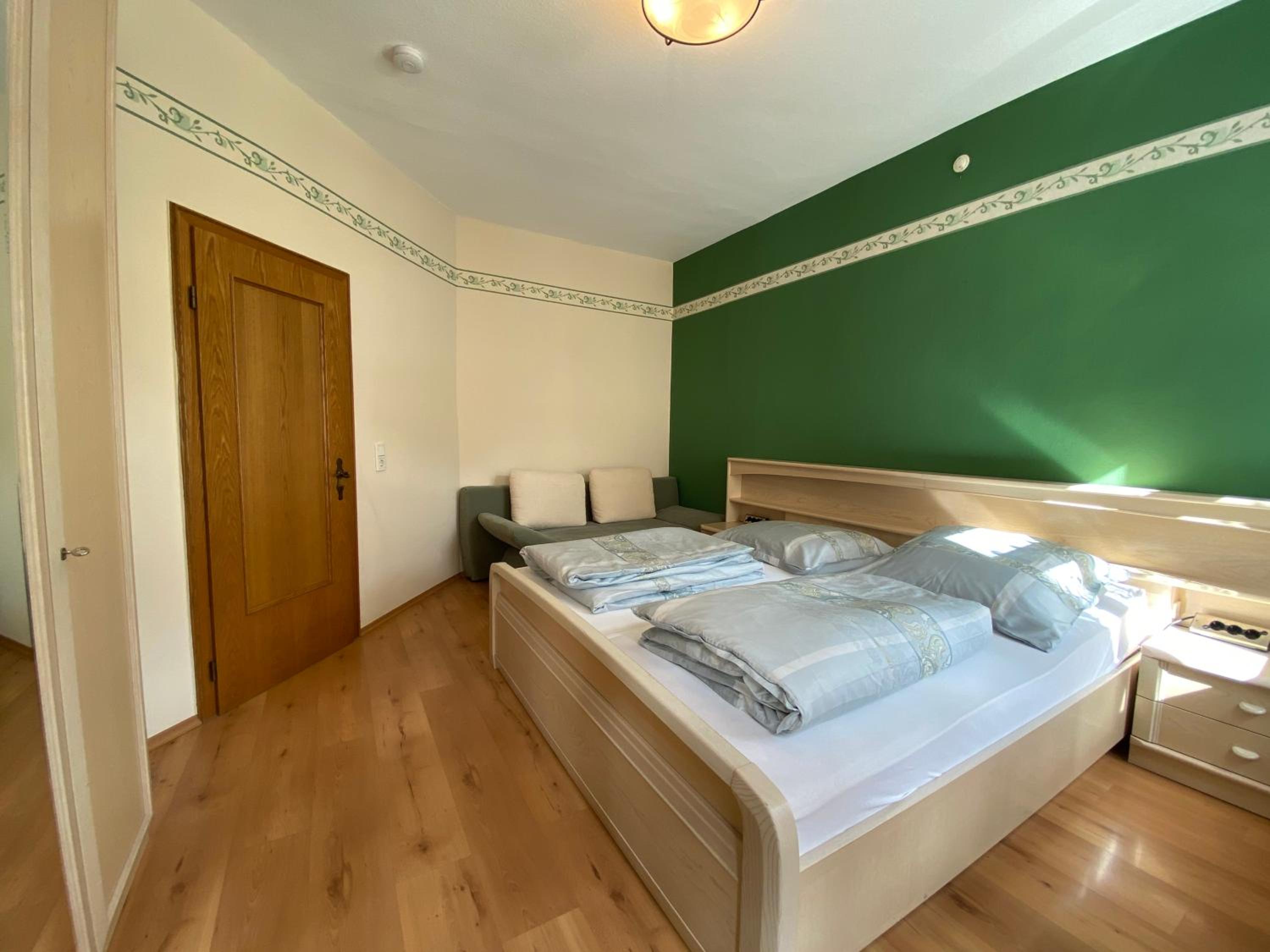 Winzerhaus im Oberdorf - FeWo u Zimmer - auch kombinierbar