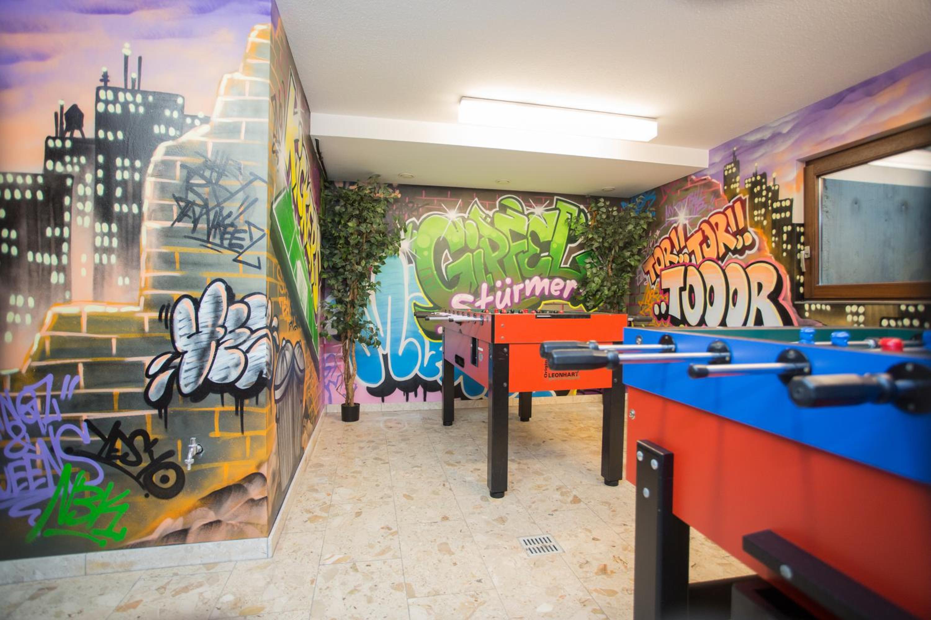 activities & amenities