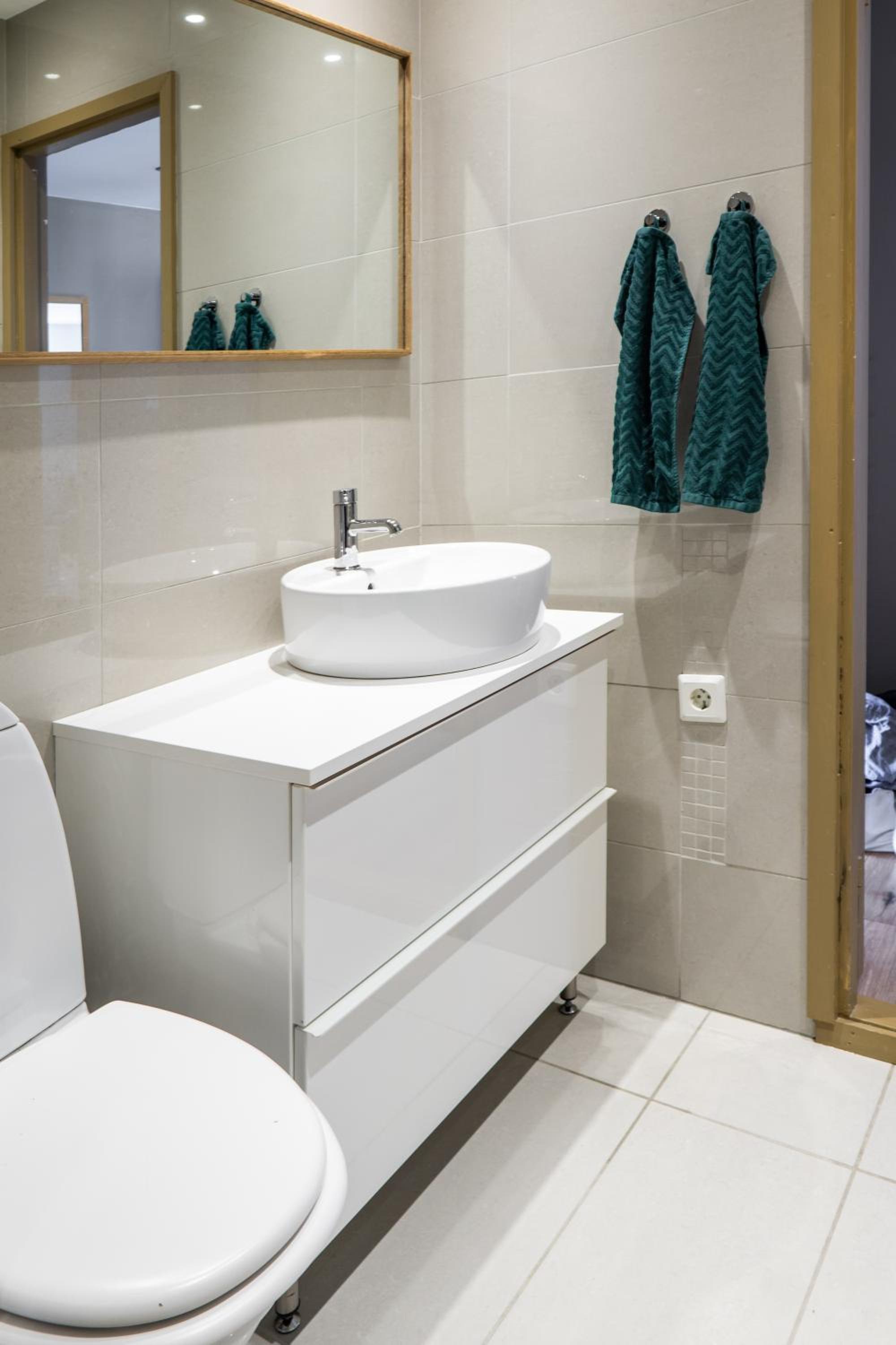 Cozy apartment in Alesund city view 5
