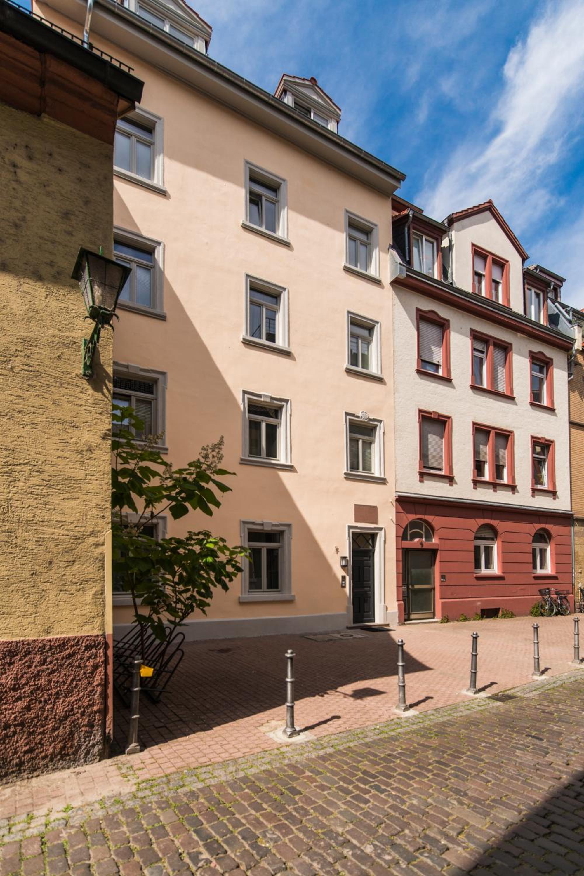 Hotel BS Suites - Image 1