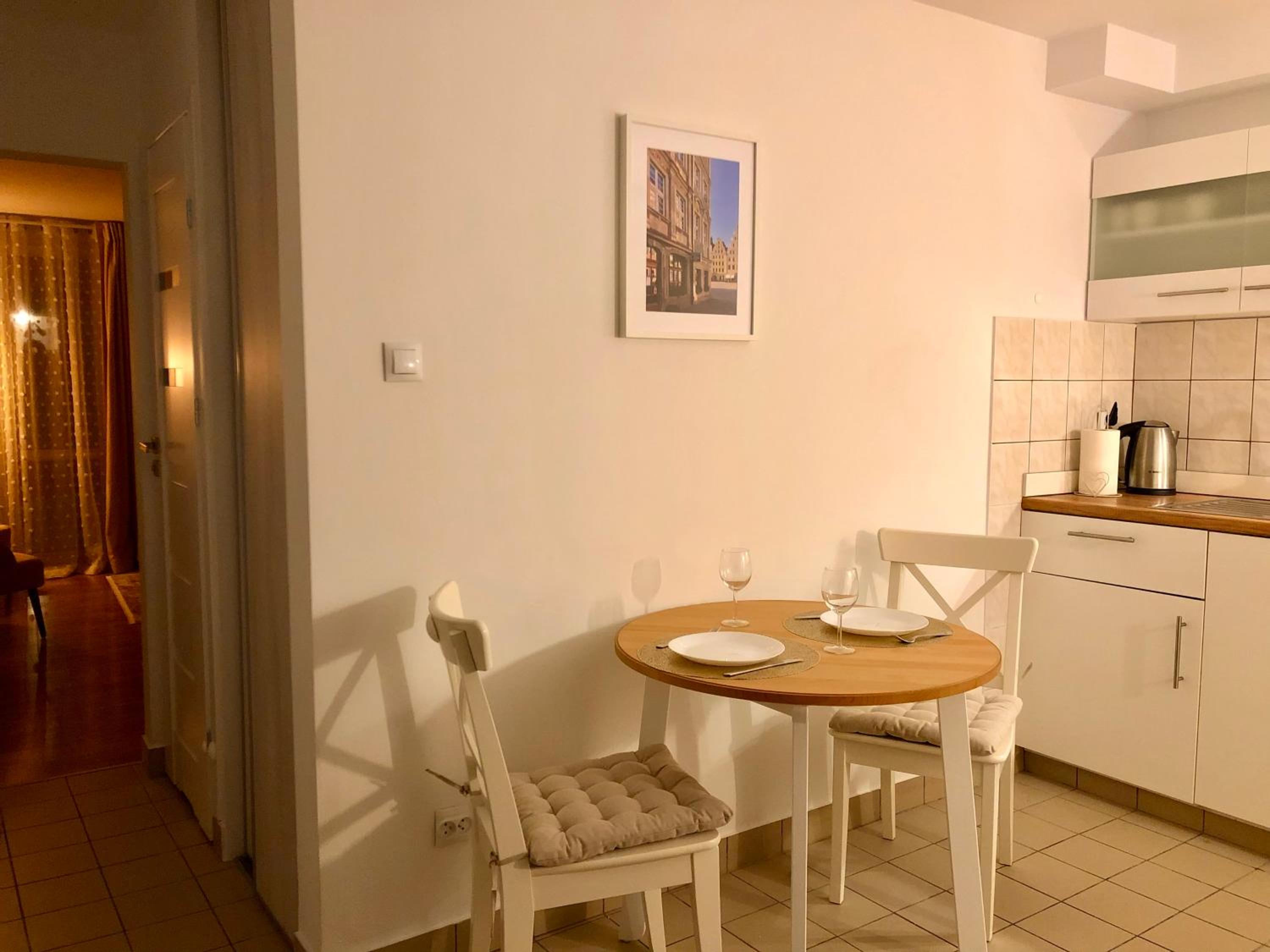 Old Town Romantic Apartment. Breslau-Wroclaw. view 5