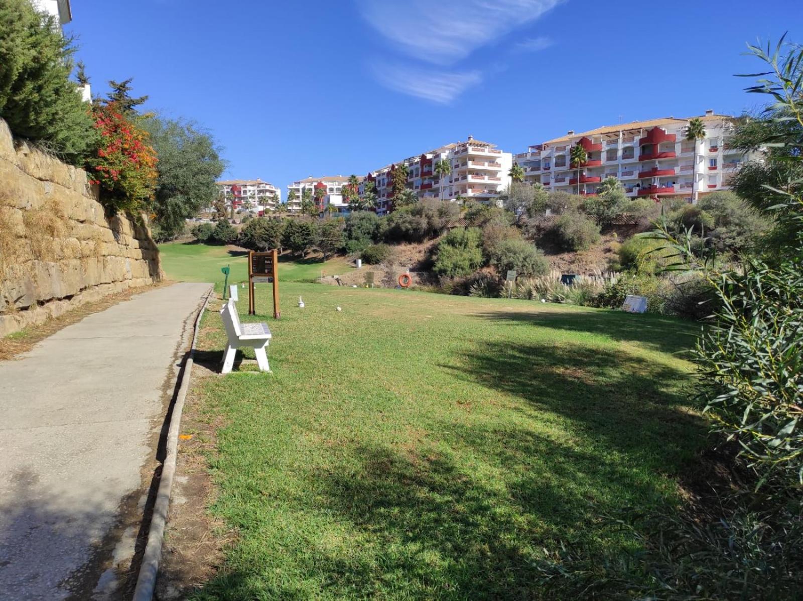 VILLA RIVIERA CON PISCINA PRIVADA JUNTO AL CAMPO DE GOLF view 5