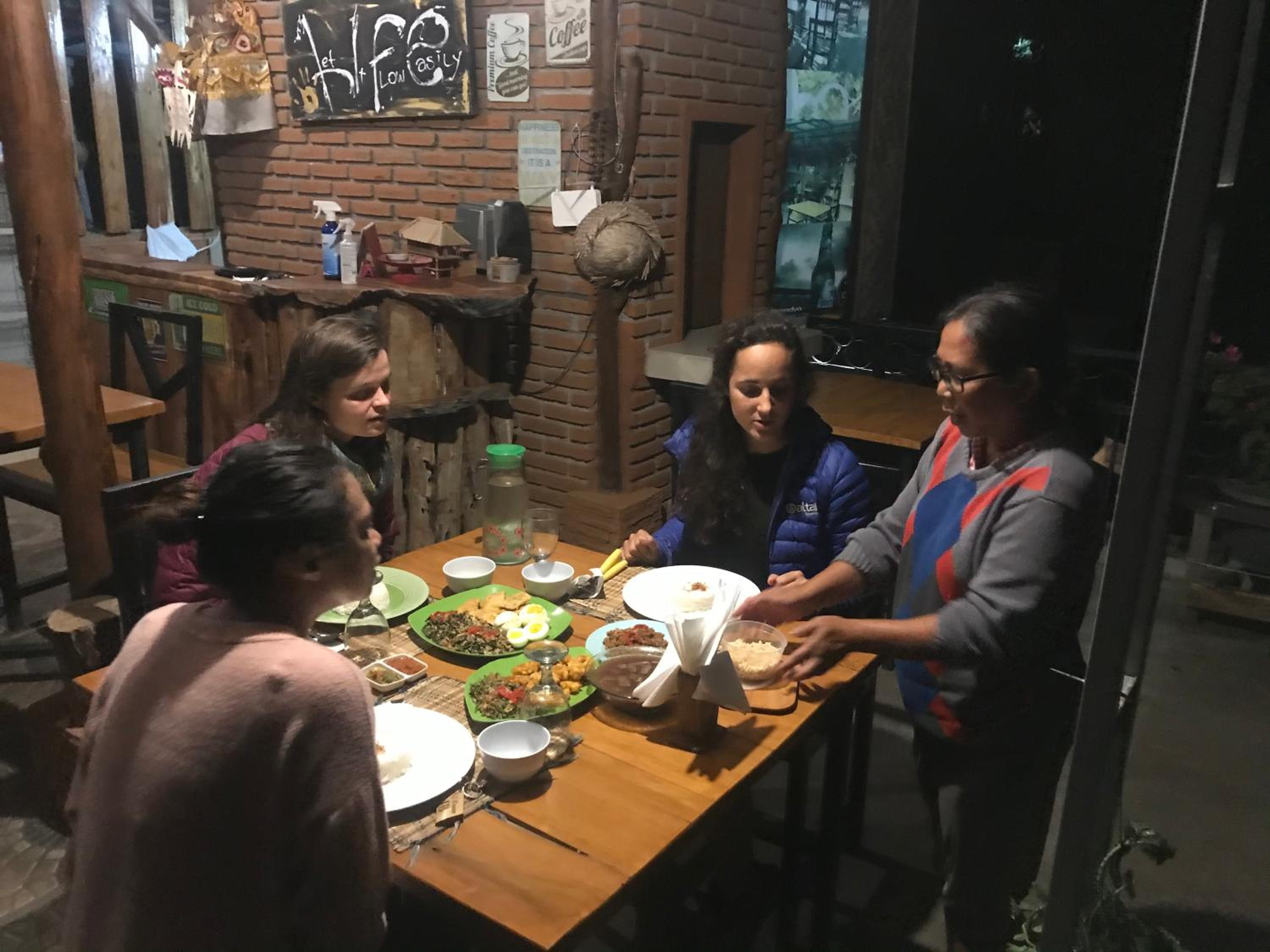 dining