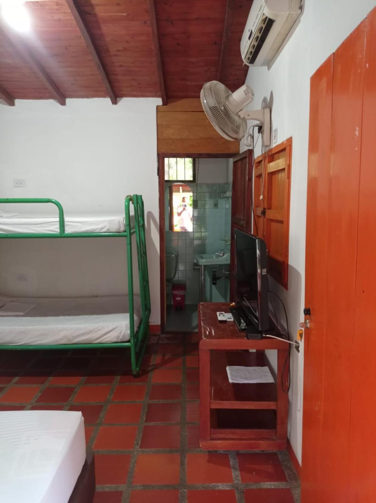 Photo 14