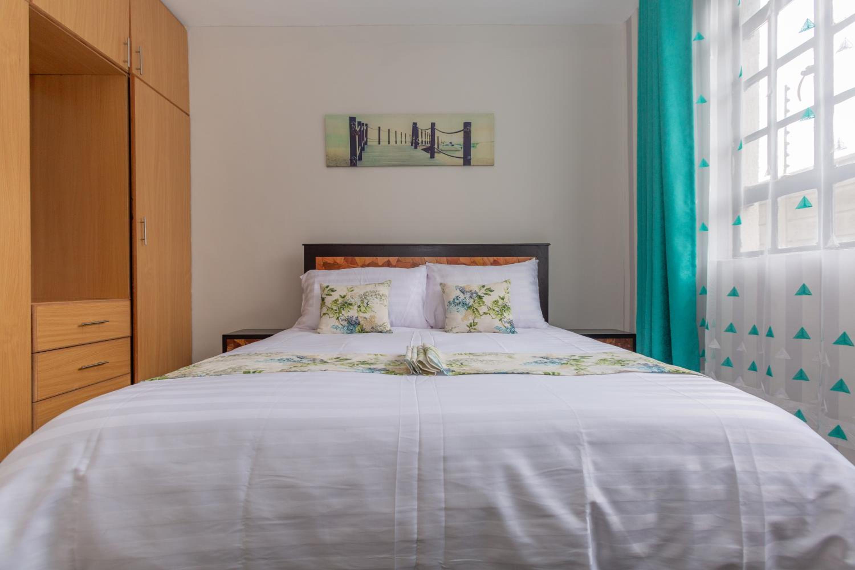 Fully furnished 1-bedroom Apartment in Eldoret view 5