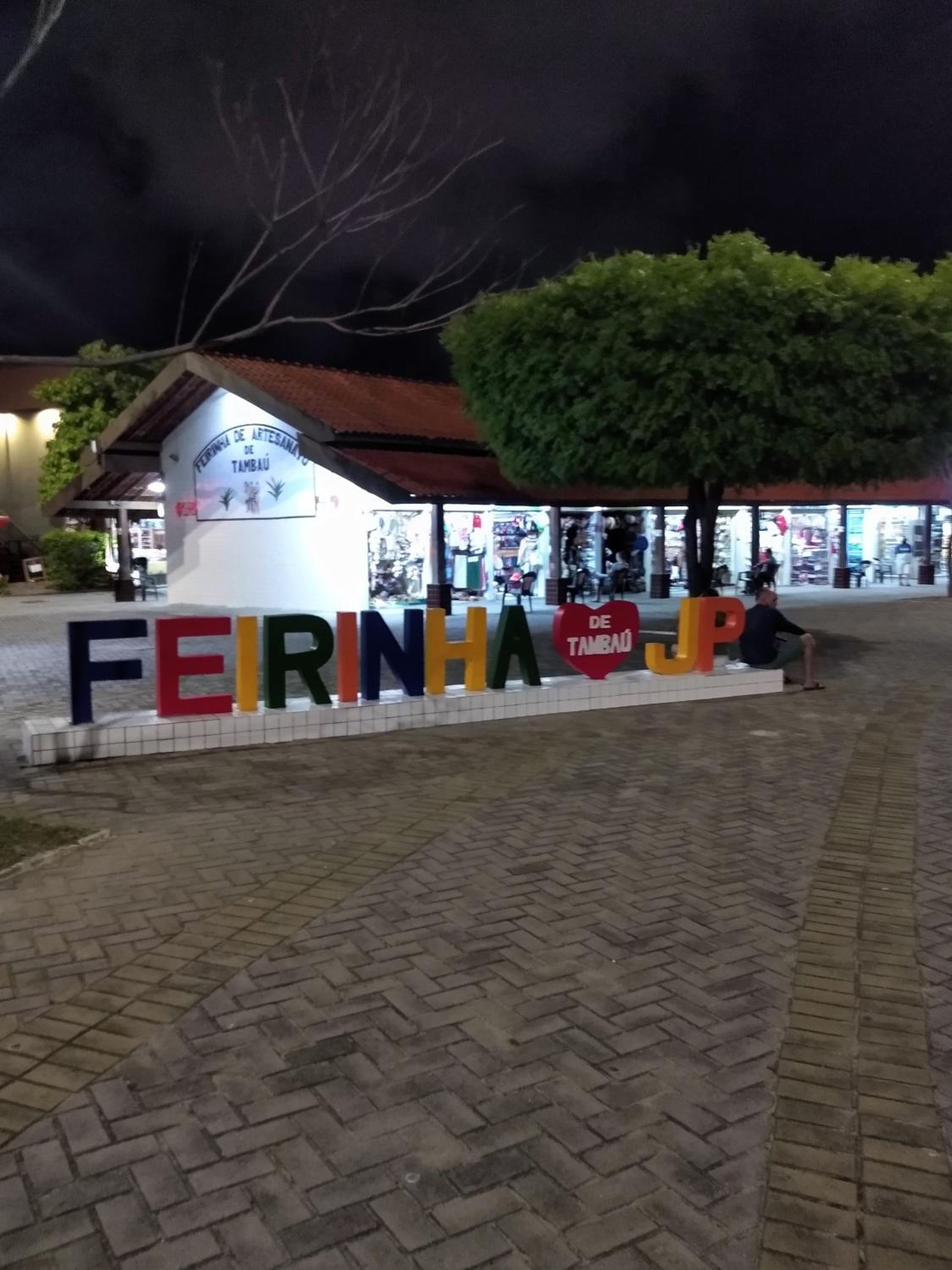 Point na praia de Tambaú