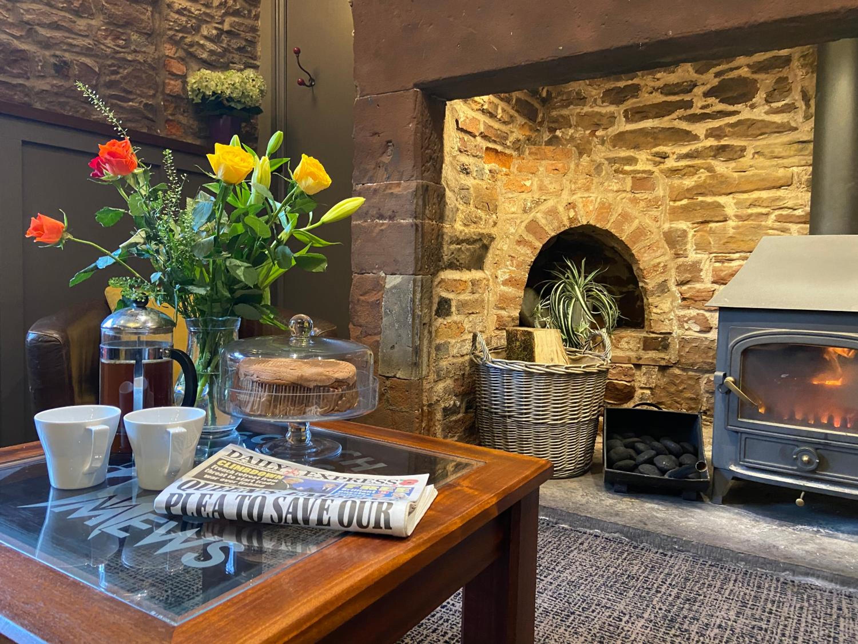 Scotch Arms Mews Bed & Breakfast, Brampton Town Centre, Hadrians Wall