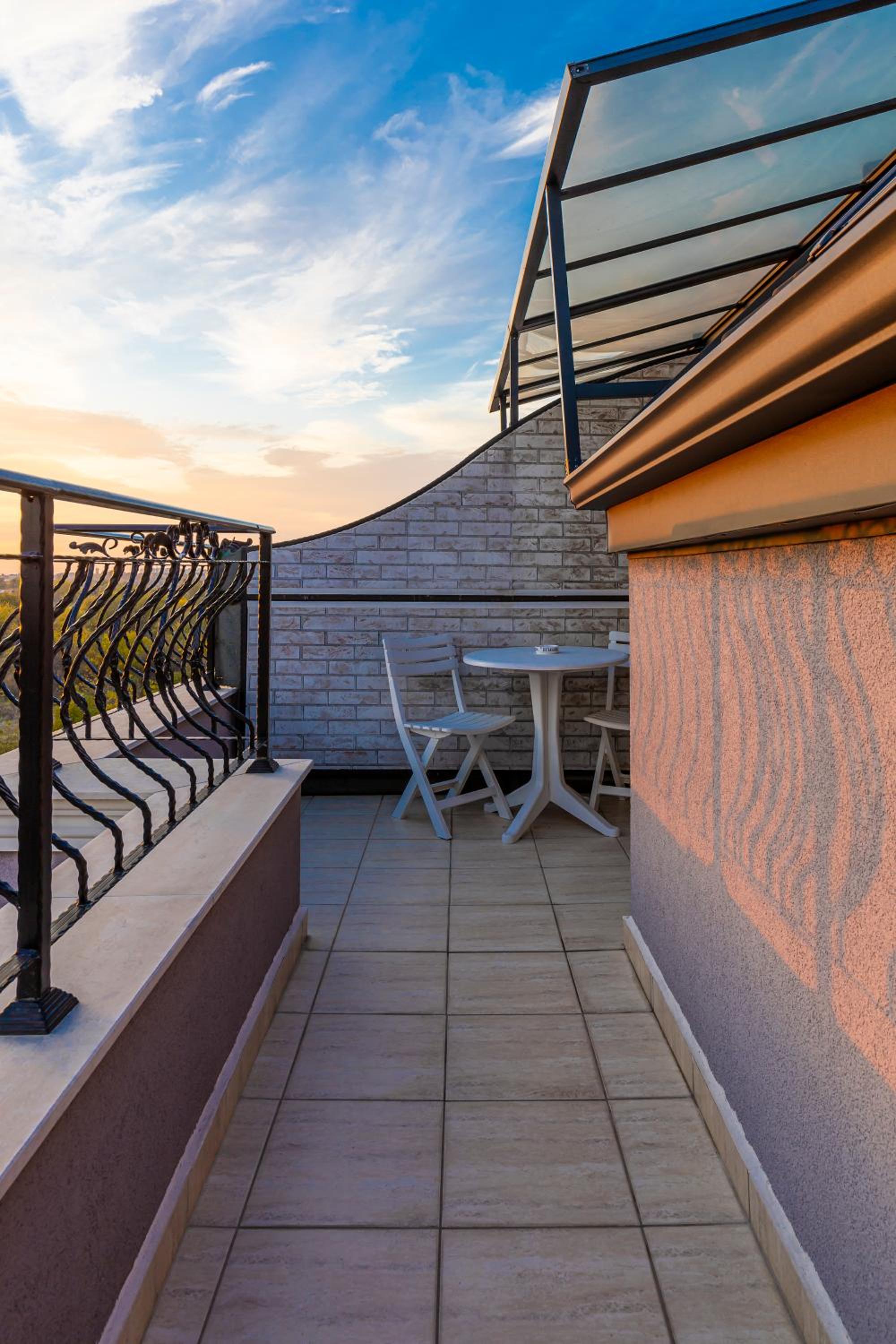 balance & terrace