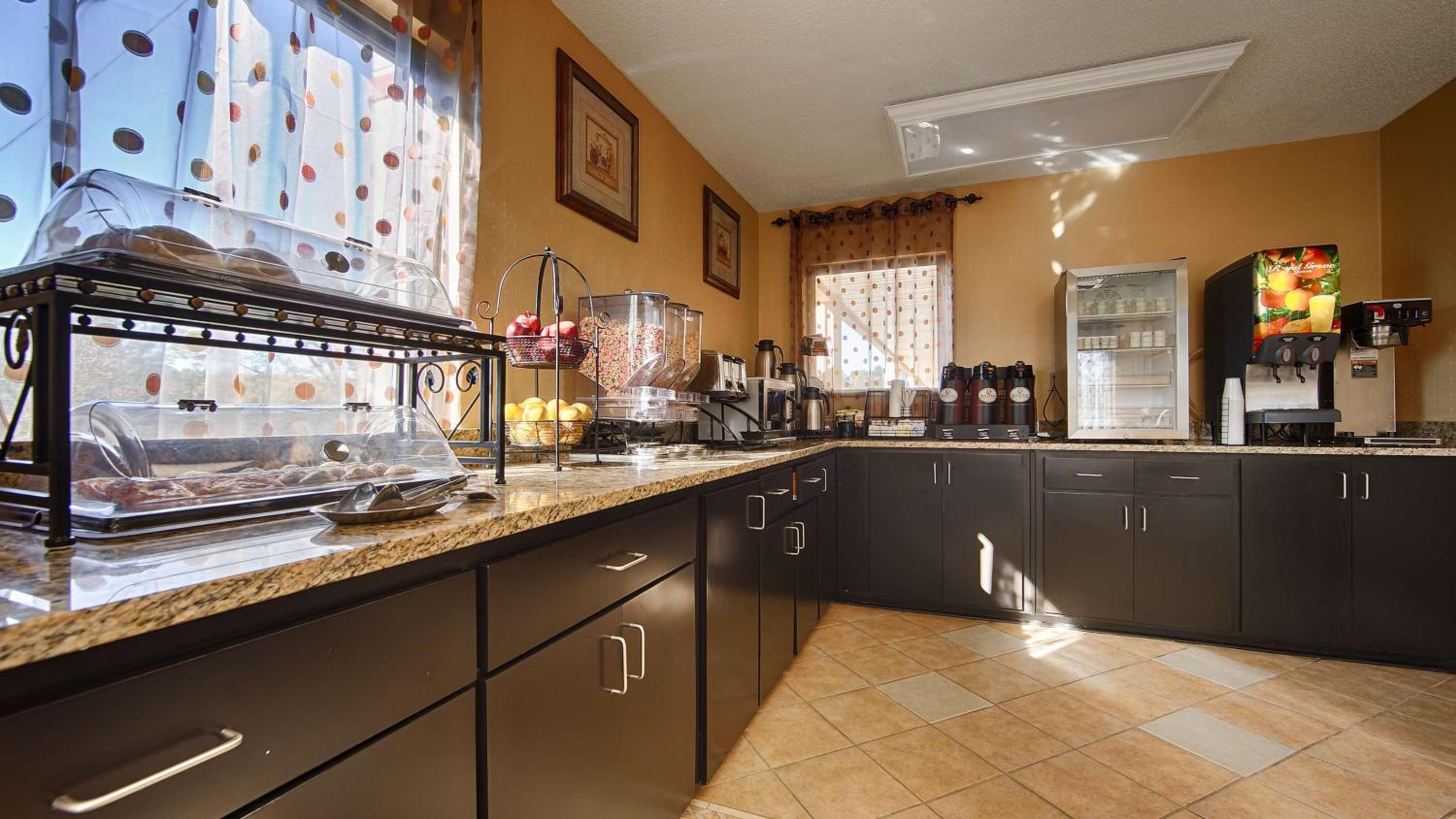 Greenville Vacations - Best Western Greenville Inn - Property Image 5
