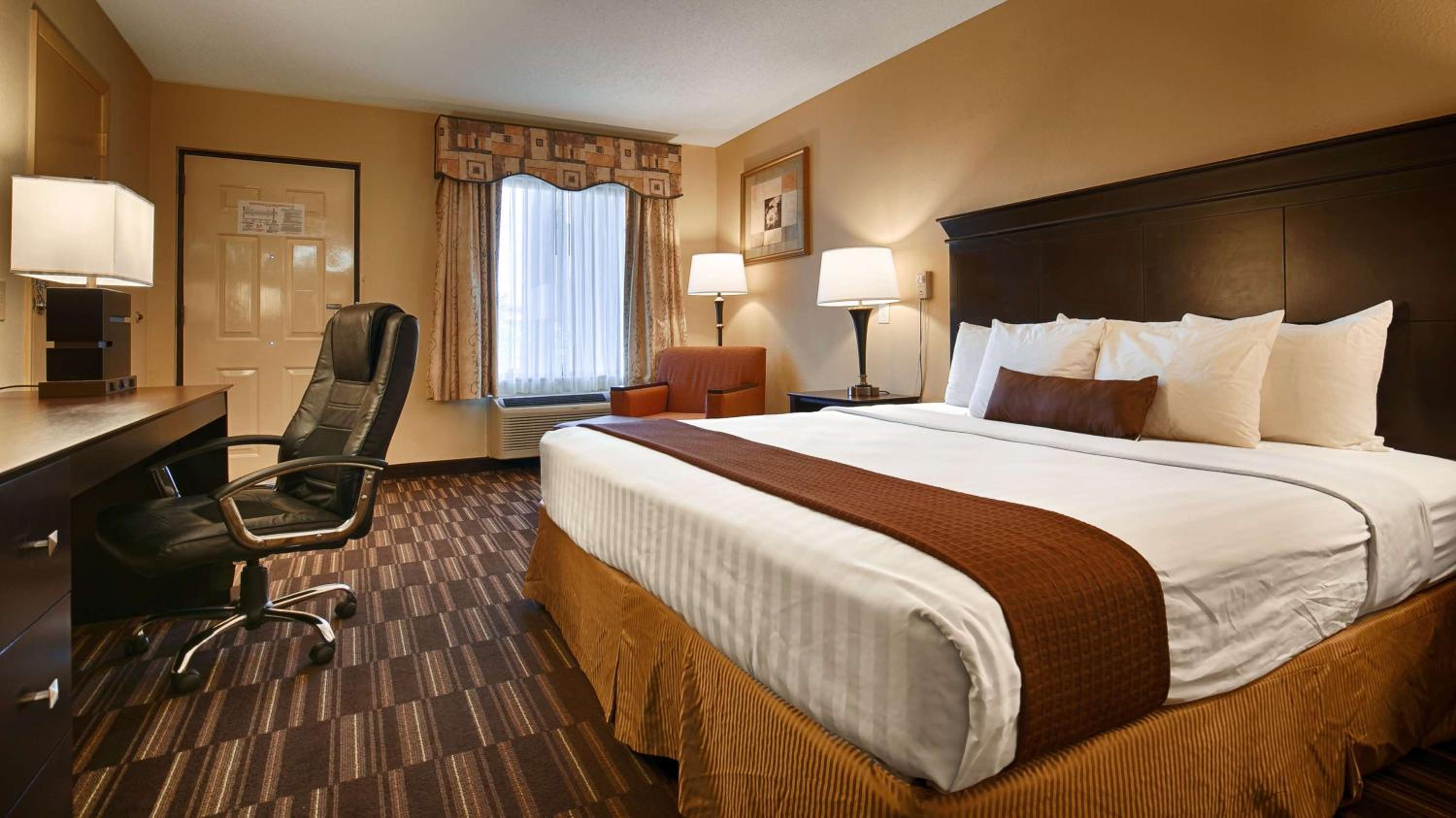 Greenville Vacations - Best Western Greenville Inn - Property Image 2