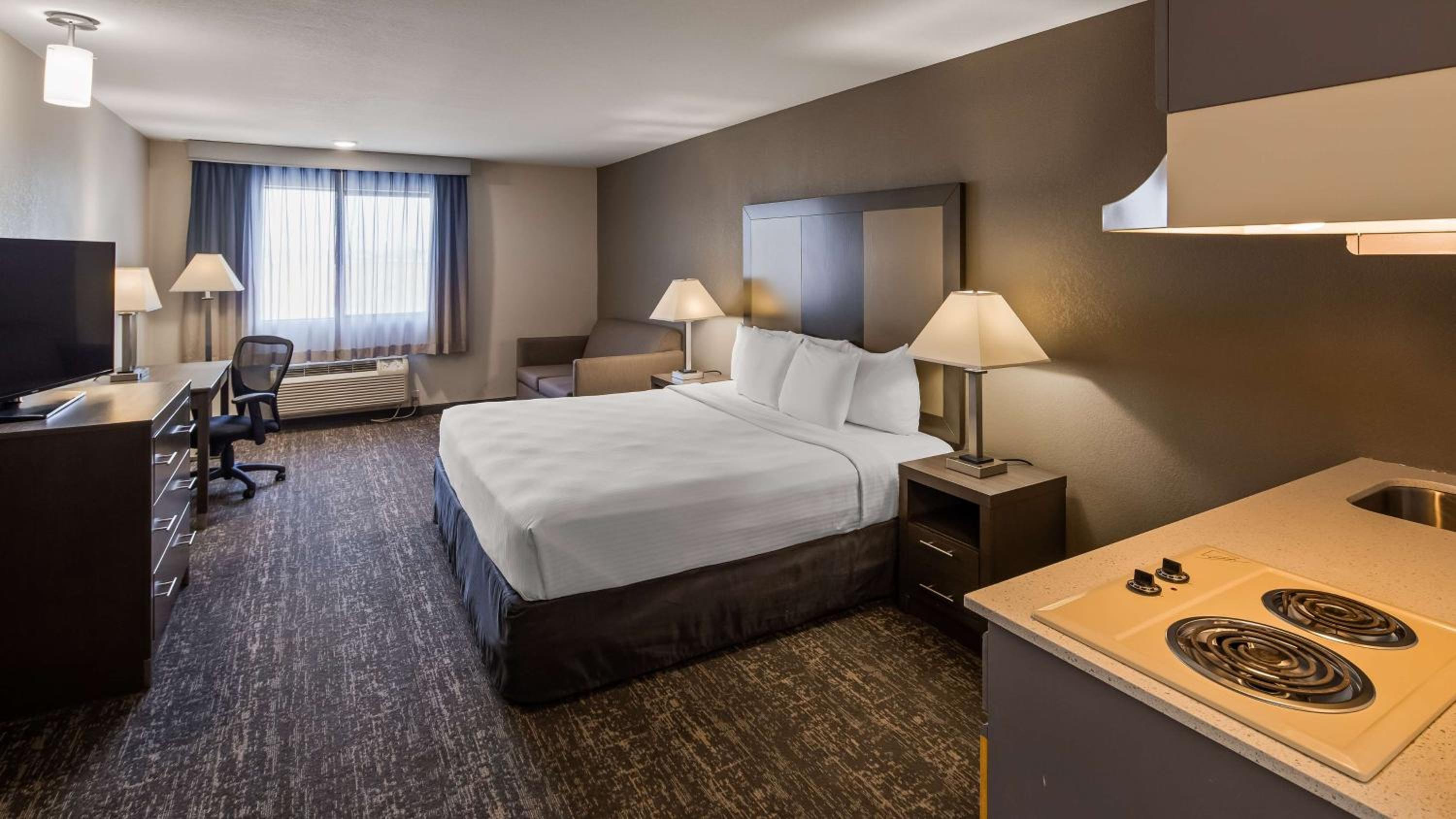 Moses Lake Vacations - Baymont by Wyndham Moses Lake - Property Image 3