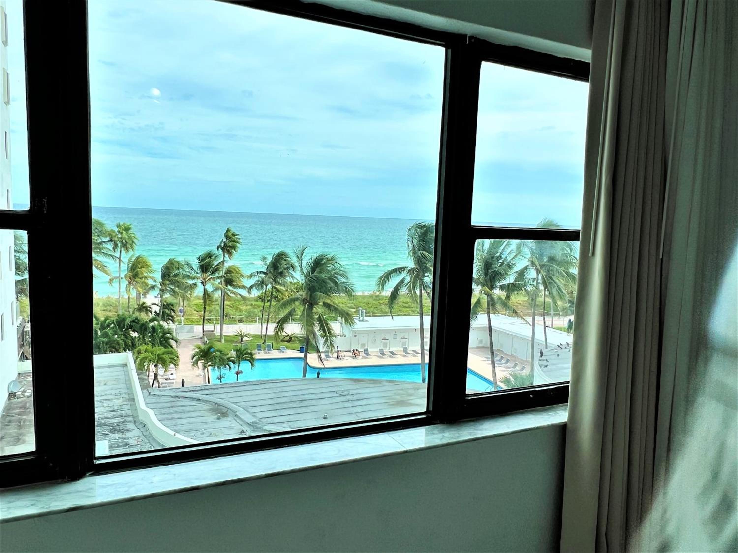 Ocean Front Units at Miami Beach