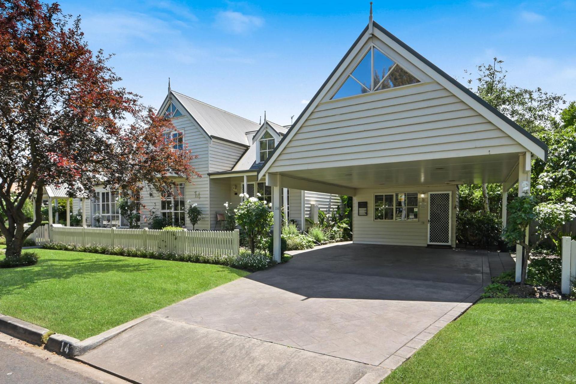 Creek Cottage Bed and Breakfast Traralgon