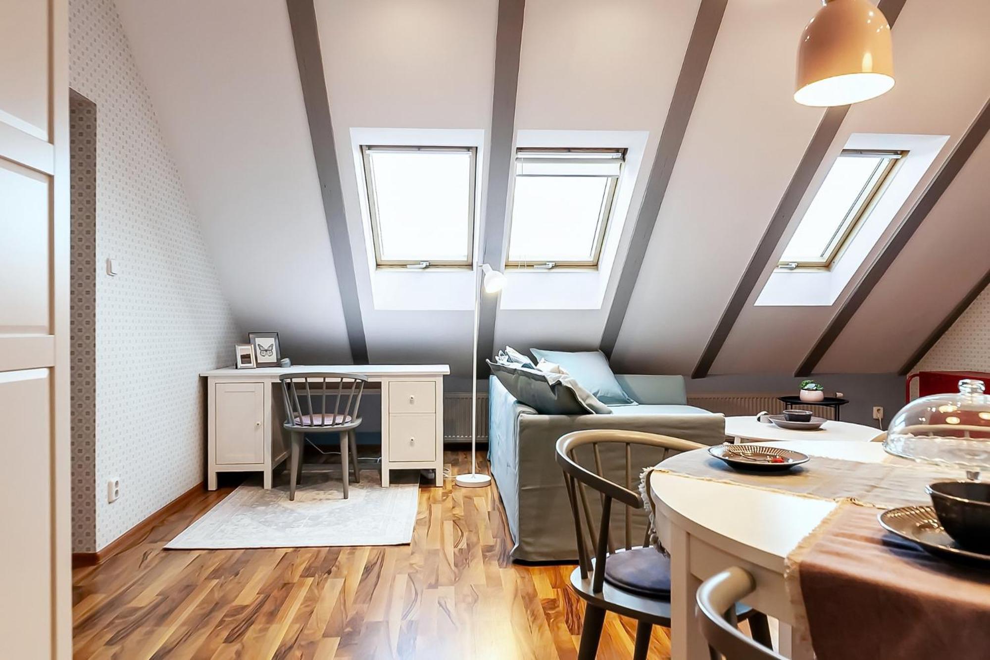 ATTIC APARTMENT on WATERFRONT / VIEW / NETFLIX