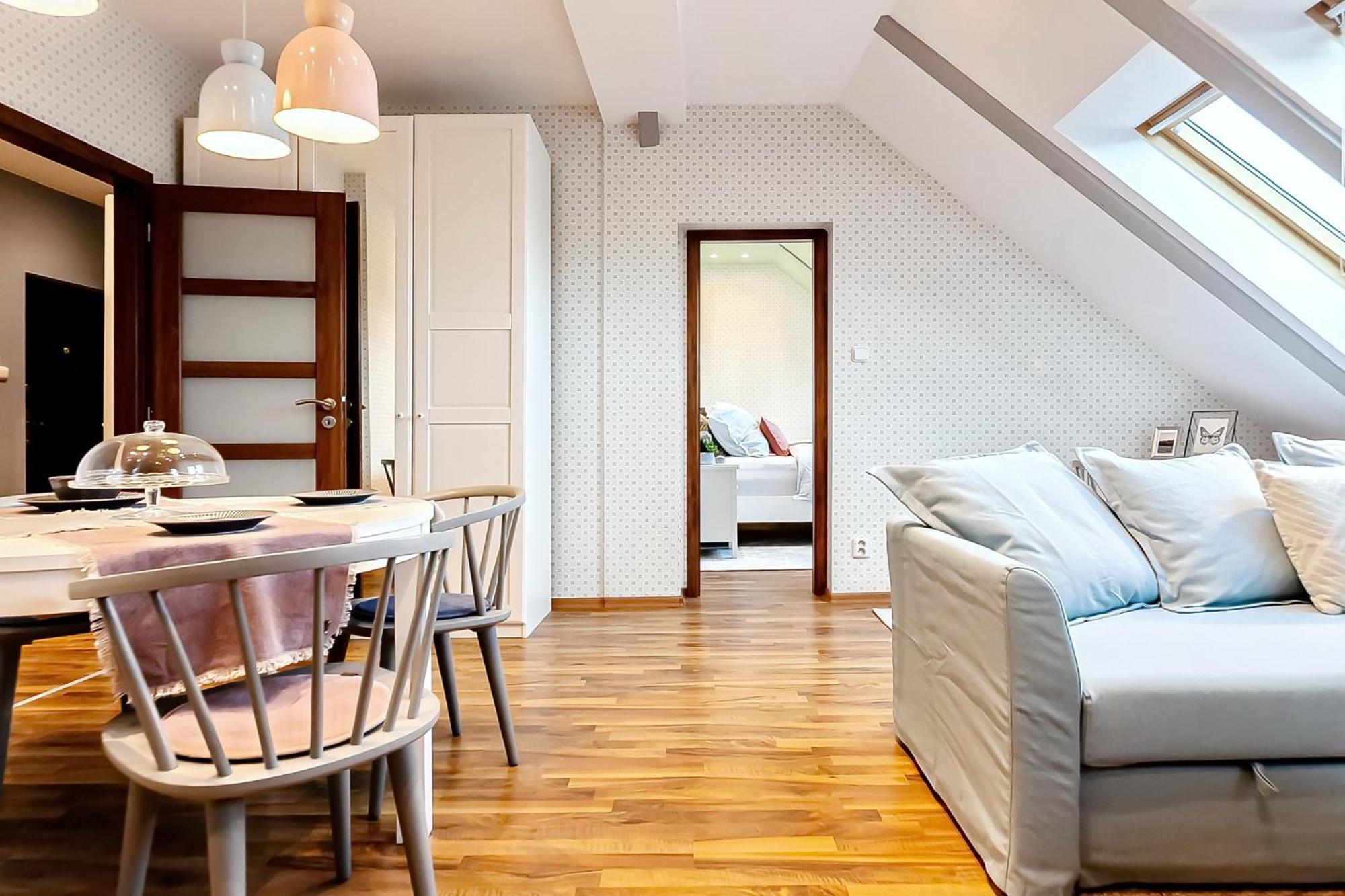 ATTIC APARTMENT on WATERFRONT / VIEW / NETFLIX